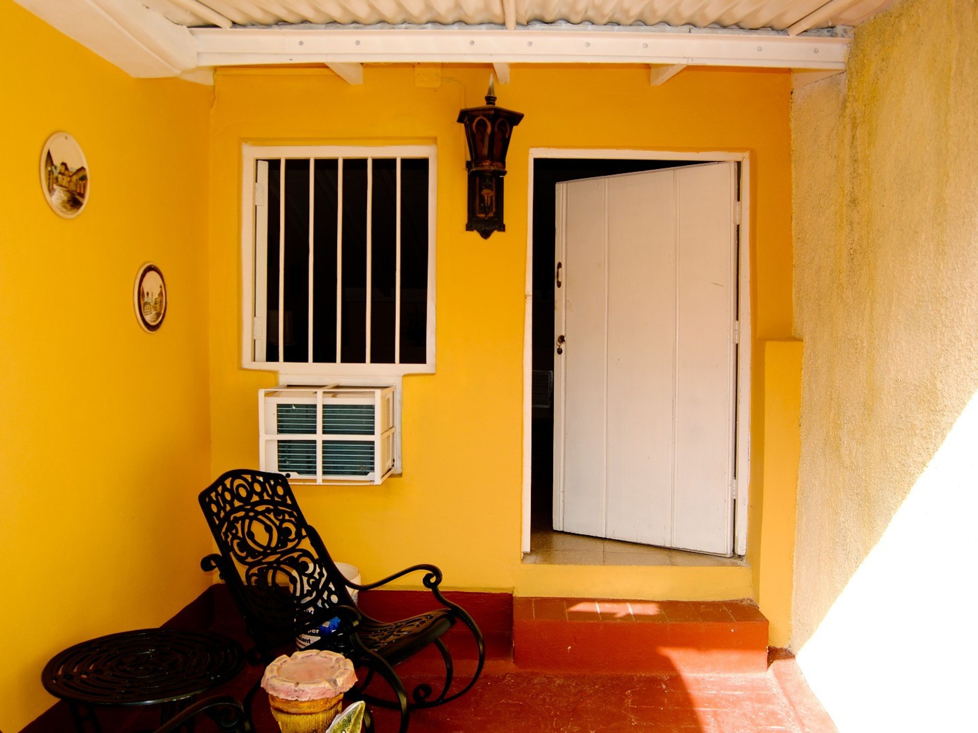 Hostal Bienestar, ANTONIO MACEO (Gutiérrez), No. 554House view