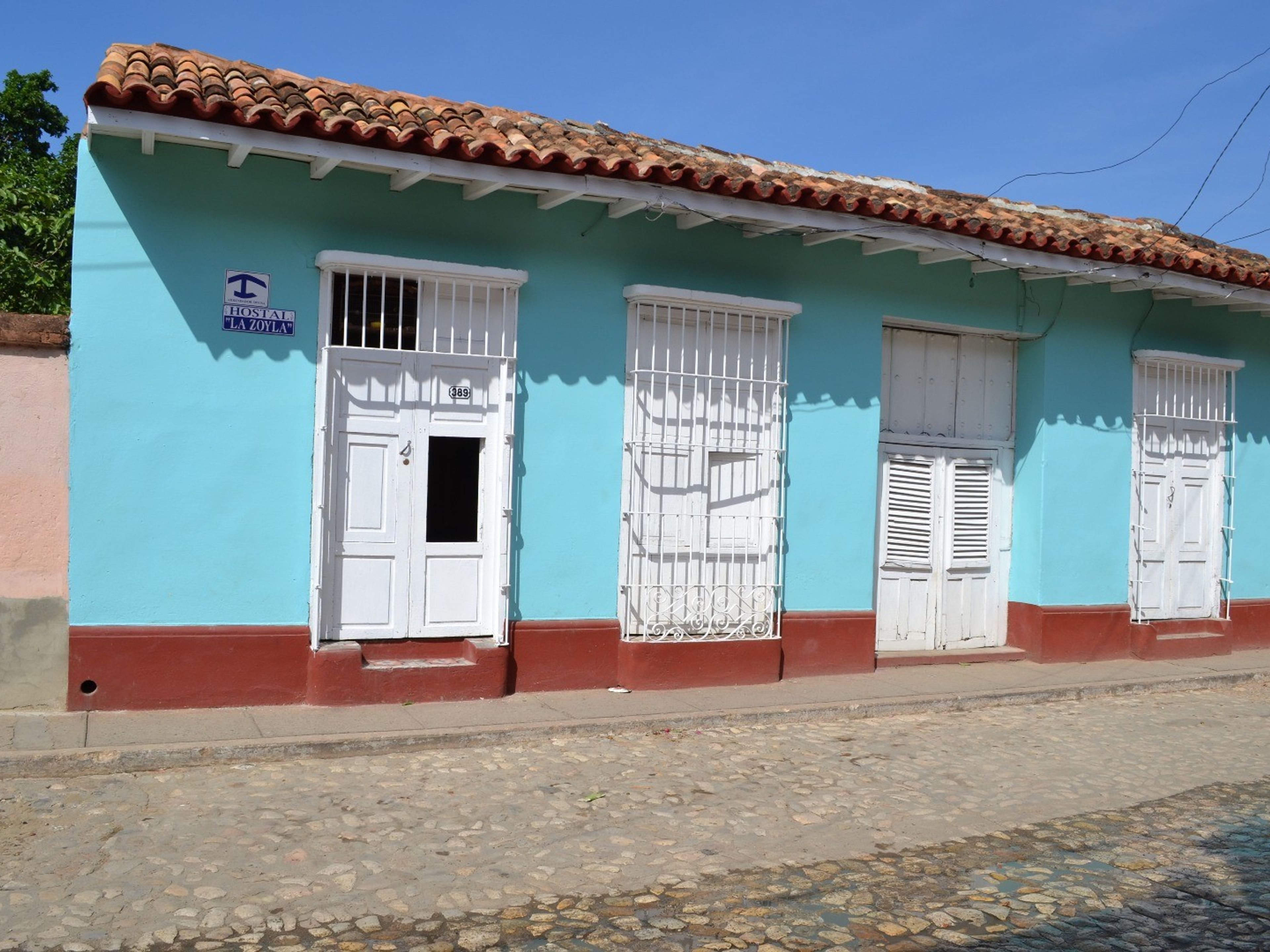 Hostal La Zoyla, ANTONIO MACEO (Gutiérrez), No. 389