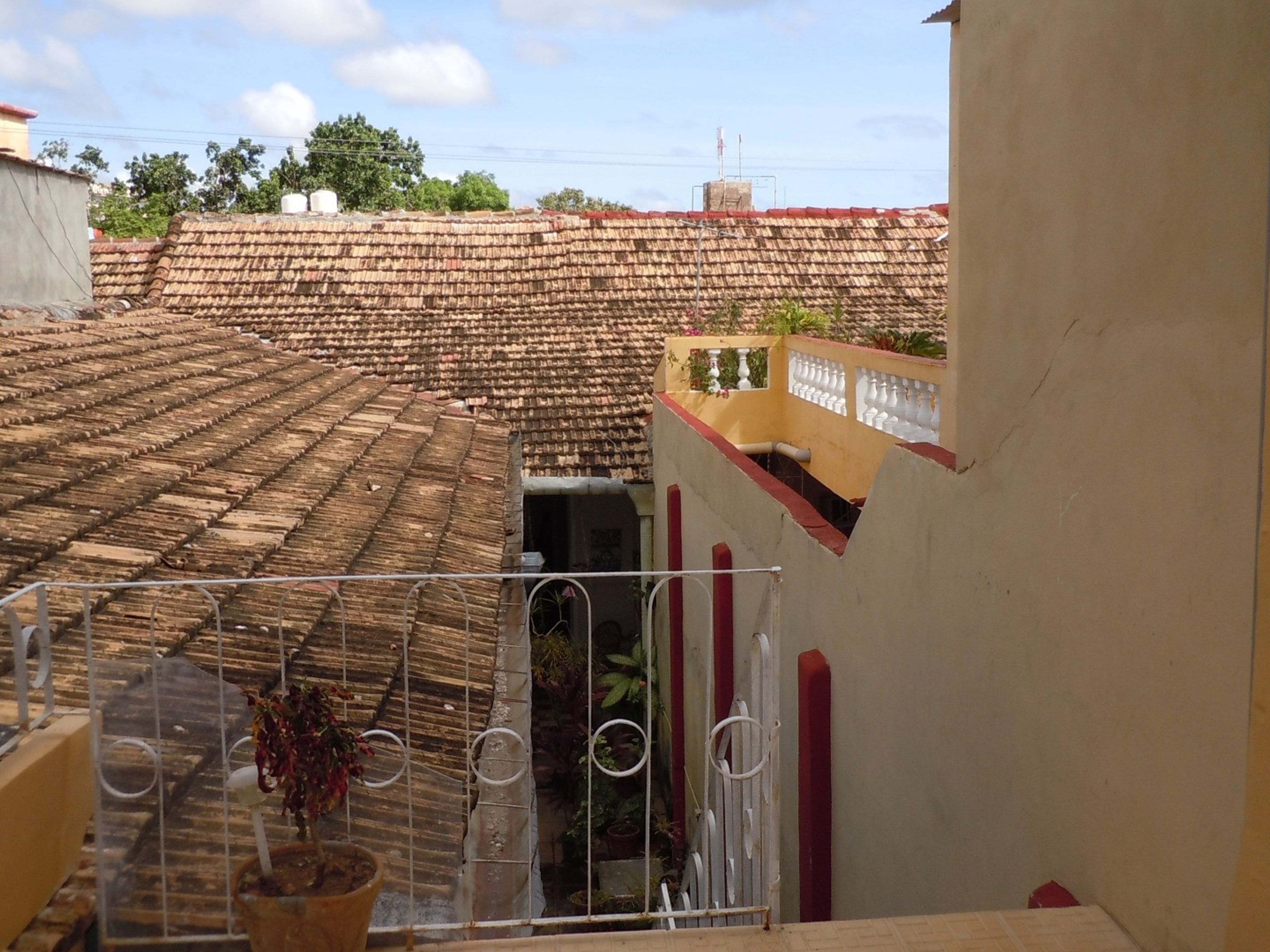 Hostal Margarita y Arocha, FRANCISCO J. ZERQUERA (Rosario), No. 207 - House's terrace view