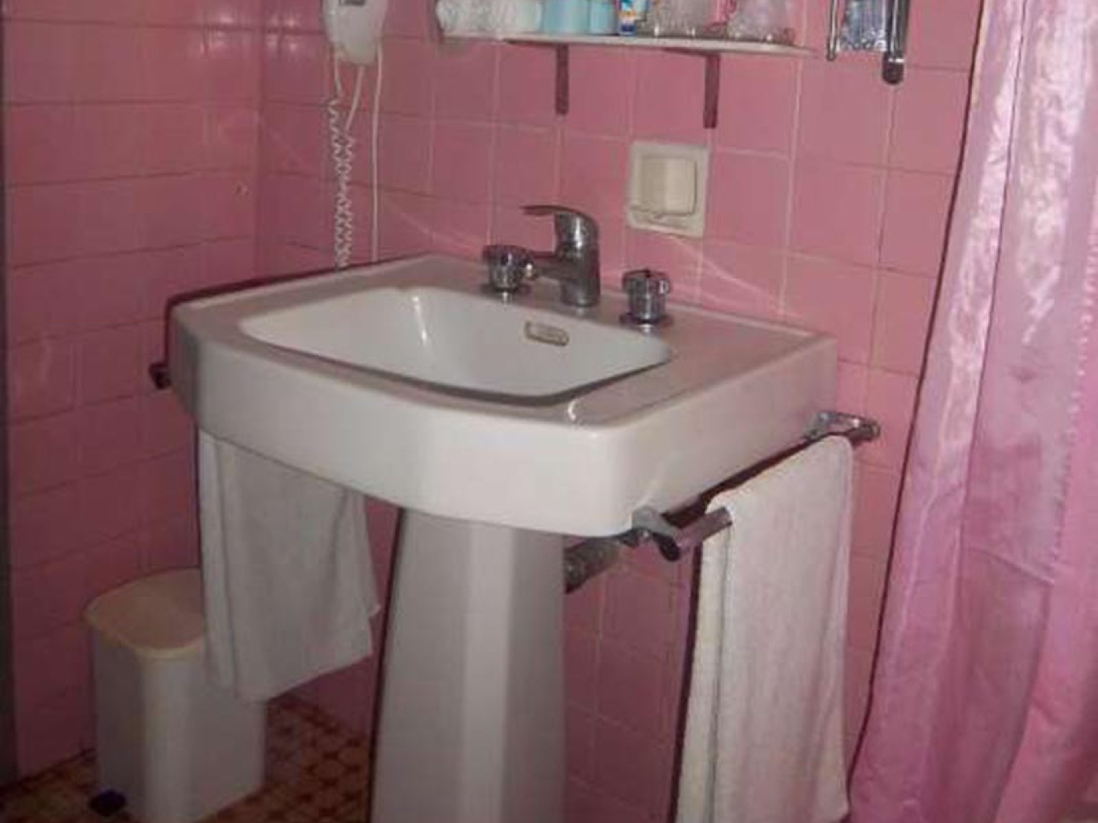 Garden House Hosting, PADRE VALENCIA, No. 86Private bathroom 1