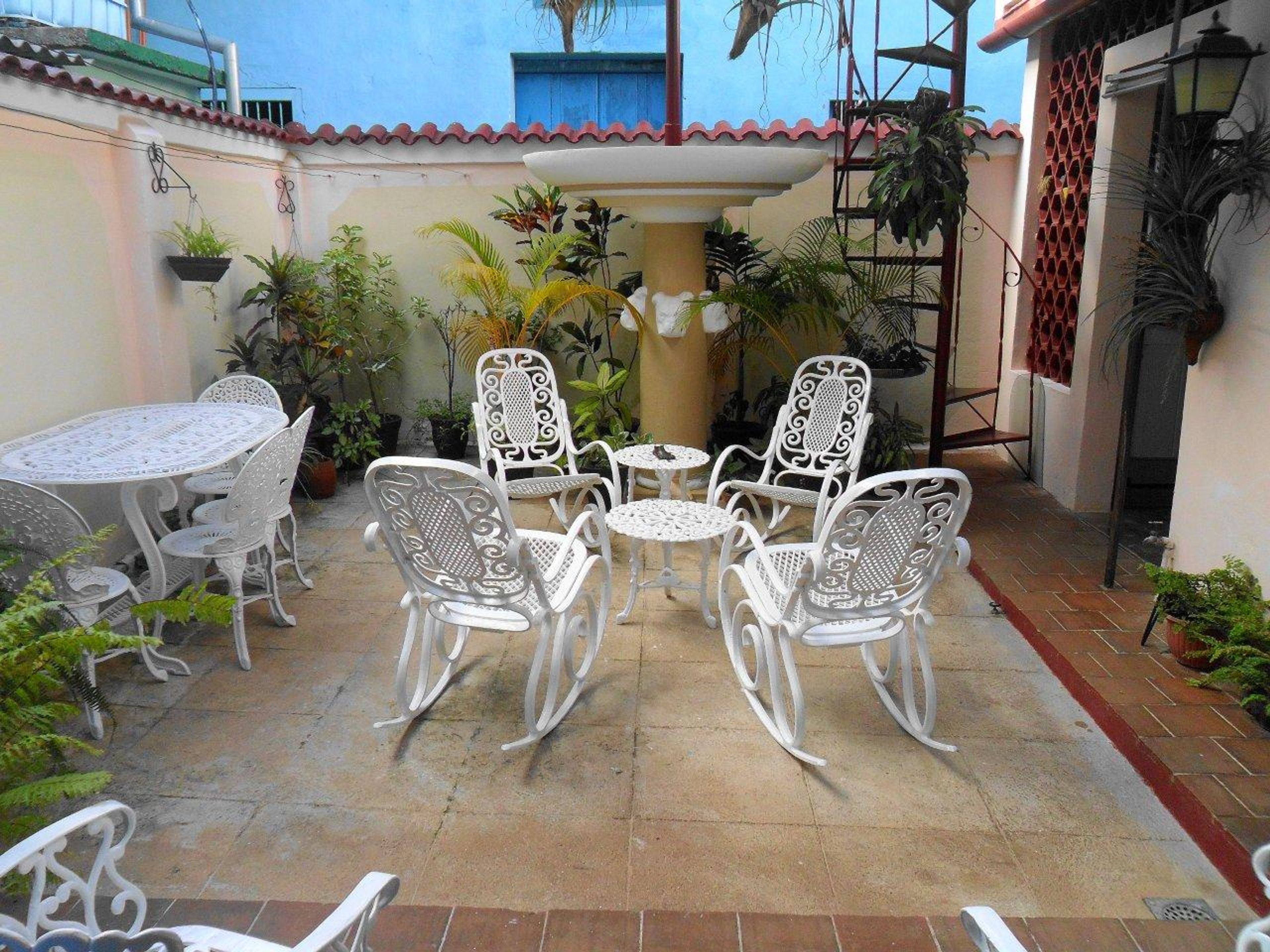 Casa Doña María, JOSÉ ANTONIO PEÑA, No. 40House's inside patio view