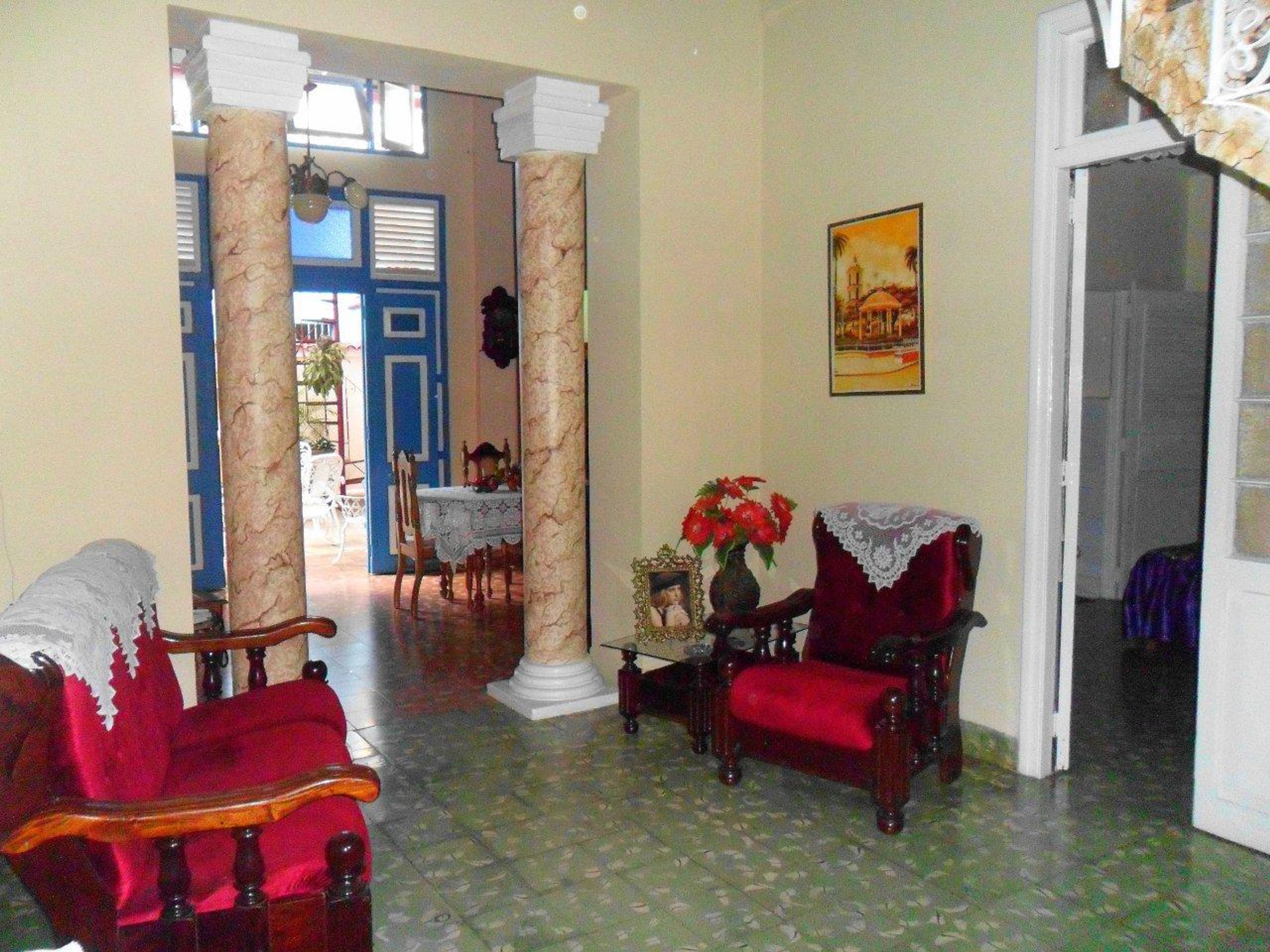 Casa Doña María, JOSÉ ANTONIO PEÑA, No. 40 - House's living room