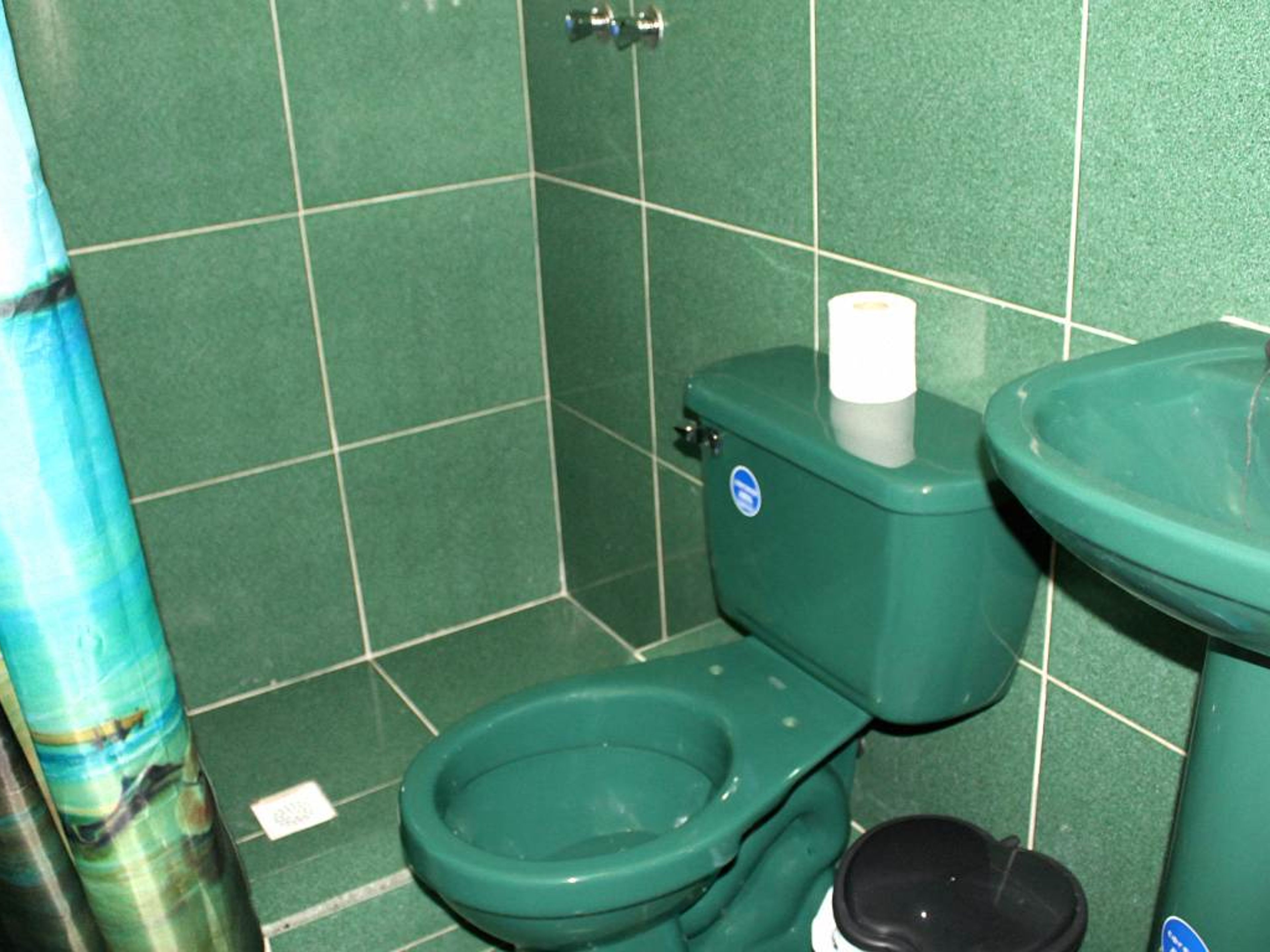 Hostal Paraíso Tropical, PABLO PITCH GIRÓN (Guarabo), No. 258 - Bathroom's view