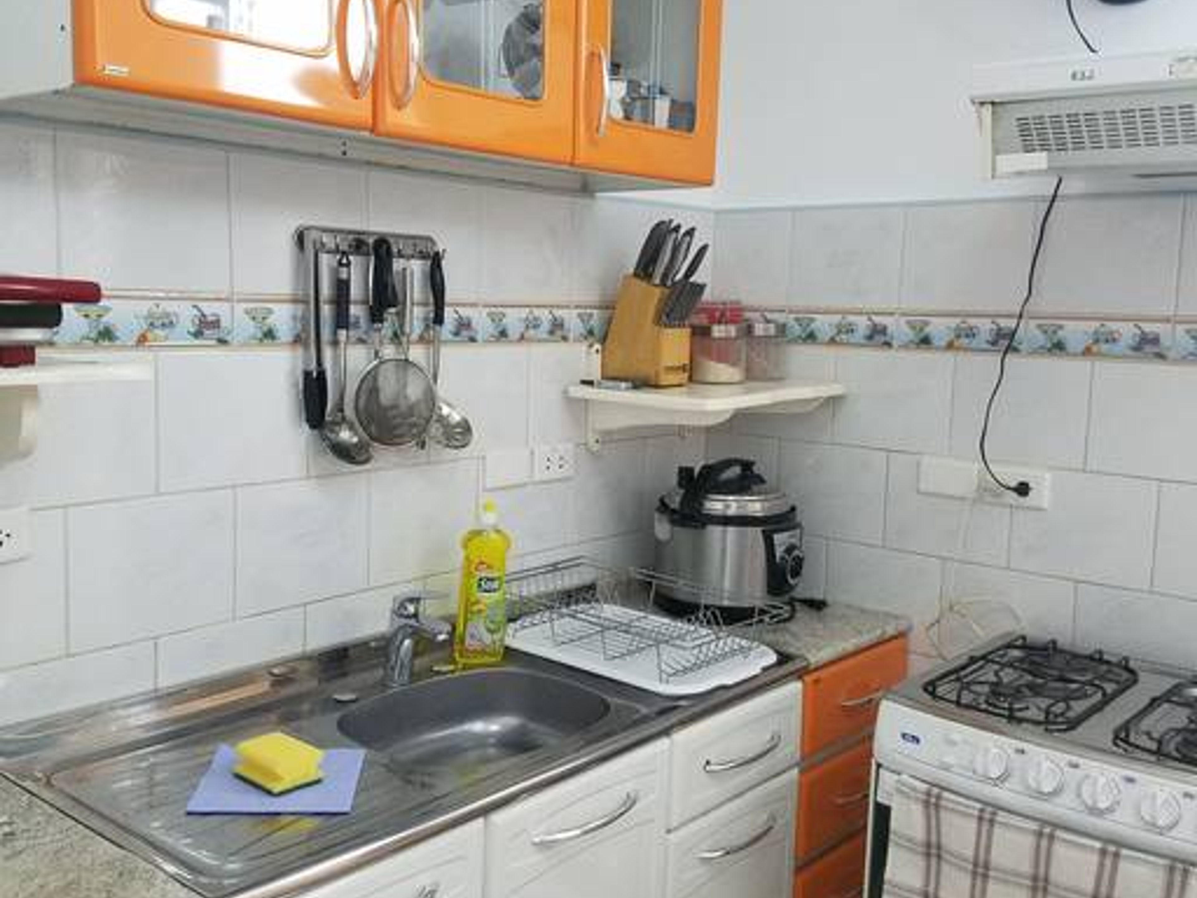 Дом Blue, 2 Bedrooms, Comfortable/Central, VEDADOApartment's kitchen view