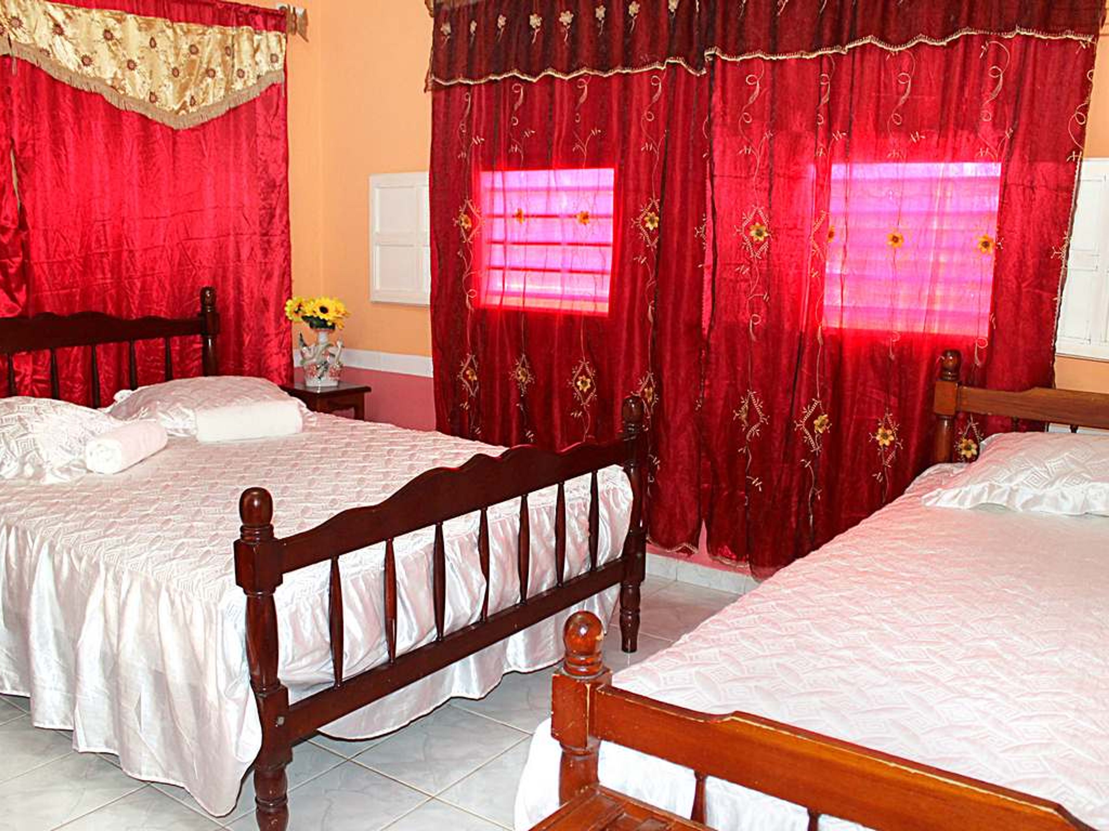 Hostal Mariela y Denis, CLEMENTE PEREIRA (Cruz Verde) No. 84-A (altos)Standard room 1