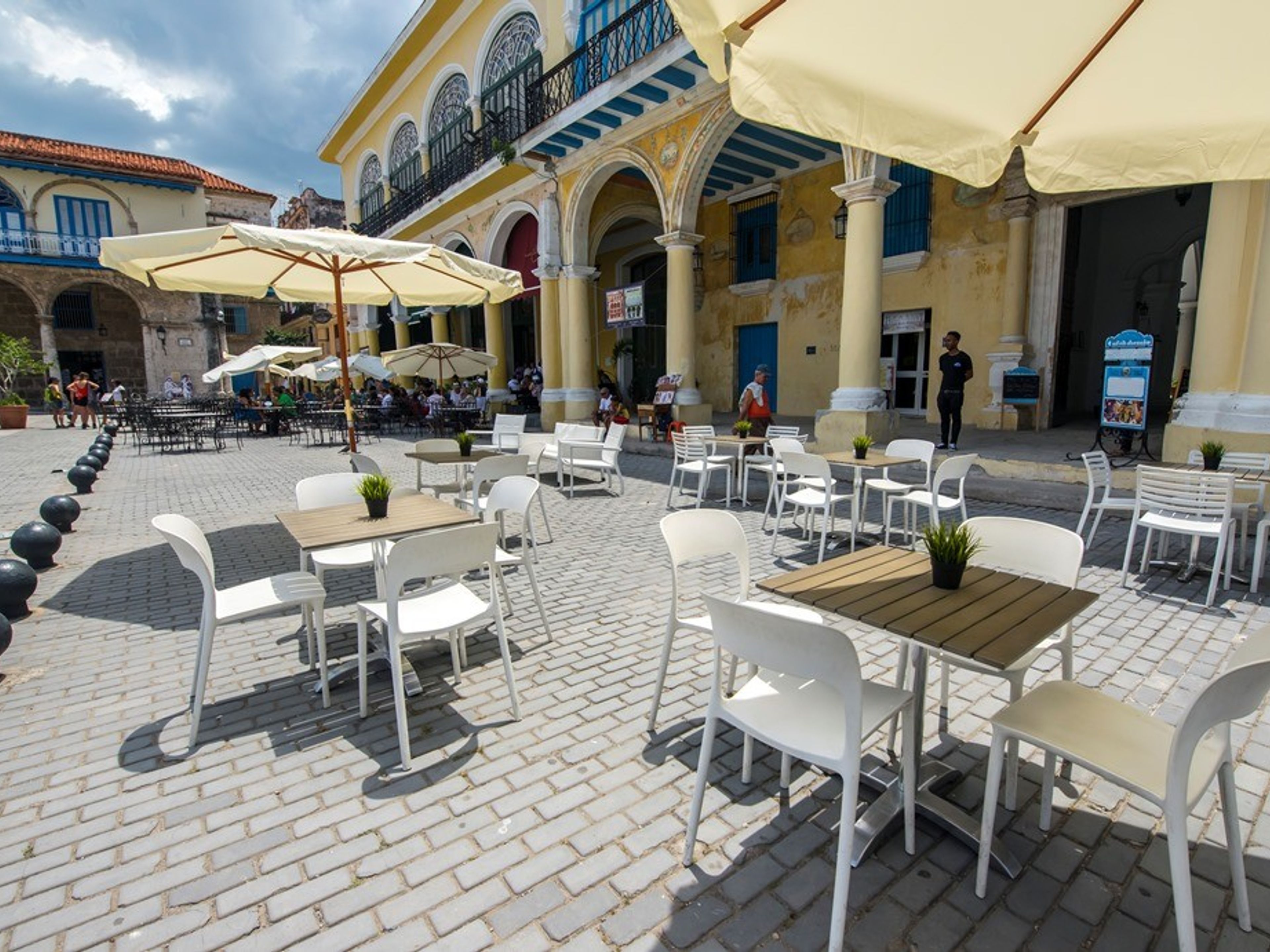 Estancia Bohemia, SAN IGNACIO, No. 364Plaza Vieja square panoramic view, Old Havana