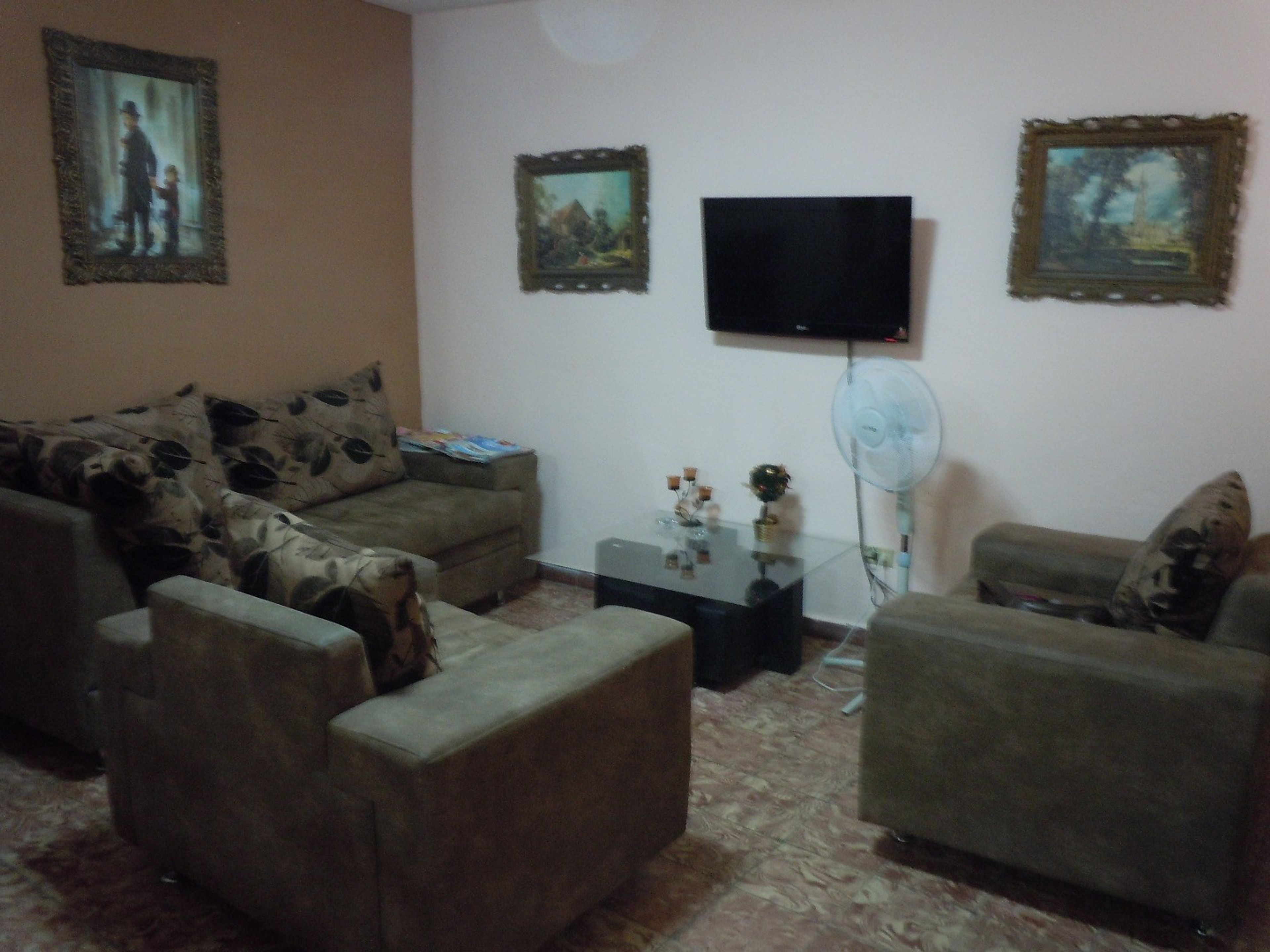Casa Yuli y Erick, MURALLA, No. 314Apartment's living room