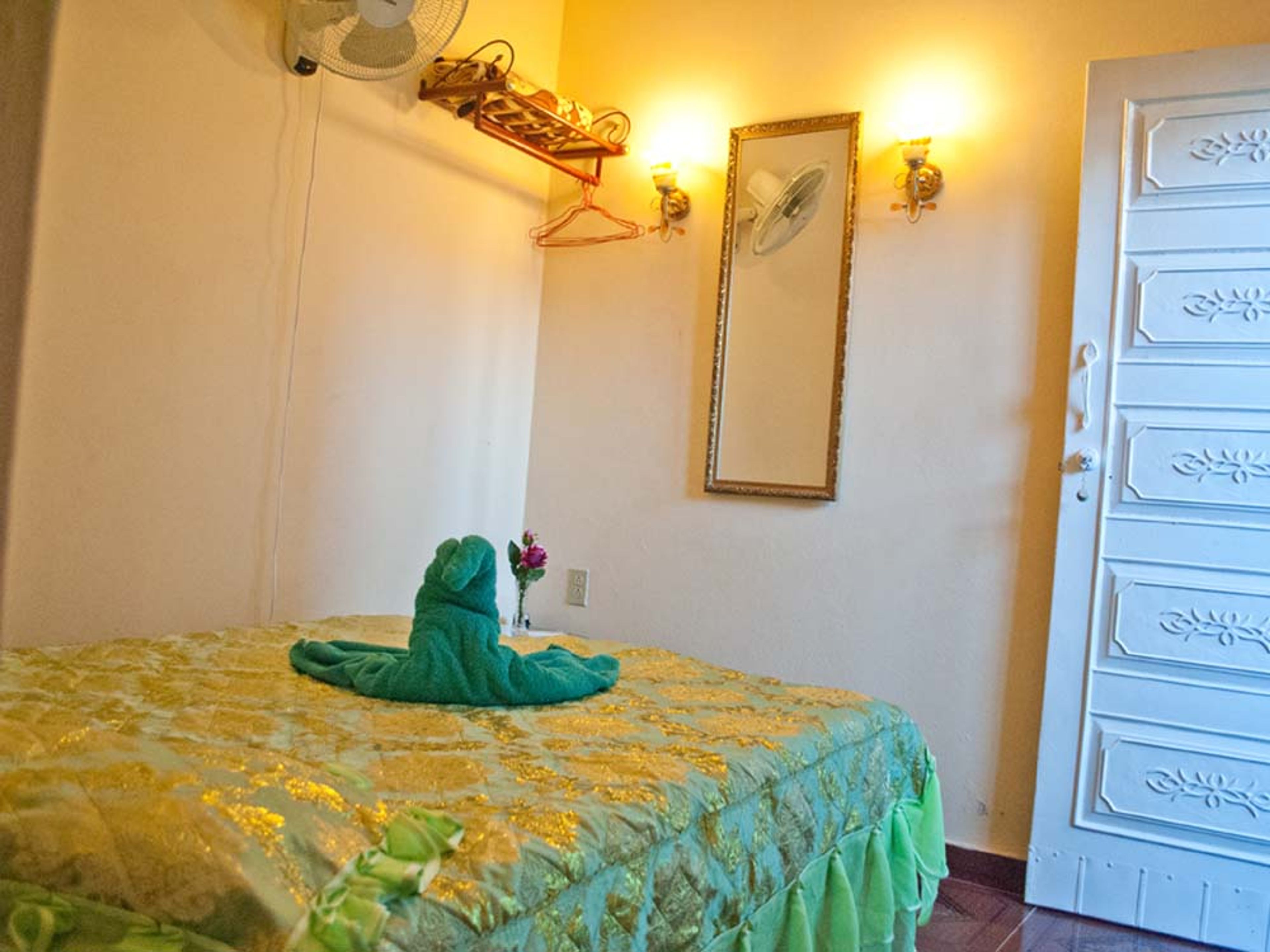 Hostal El Edén, ALEJANDRO DEL RÍO, No.3Standard room 1