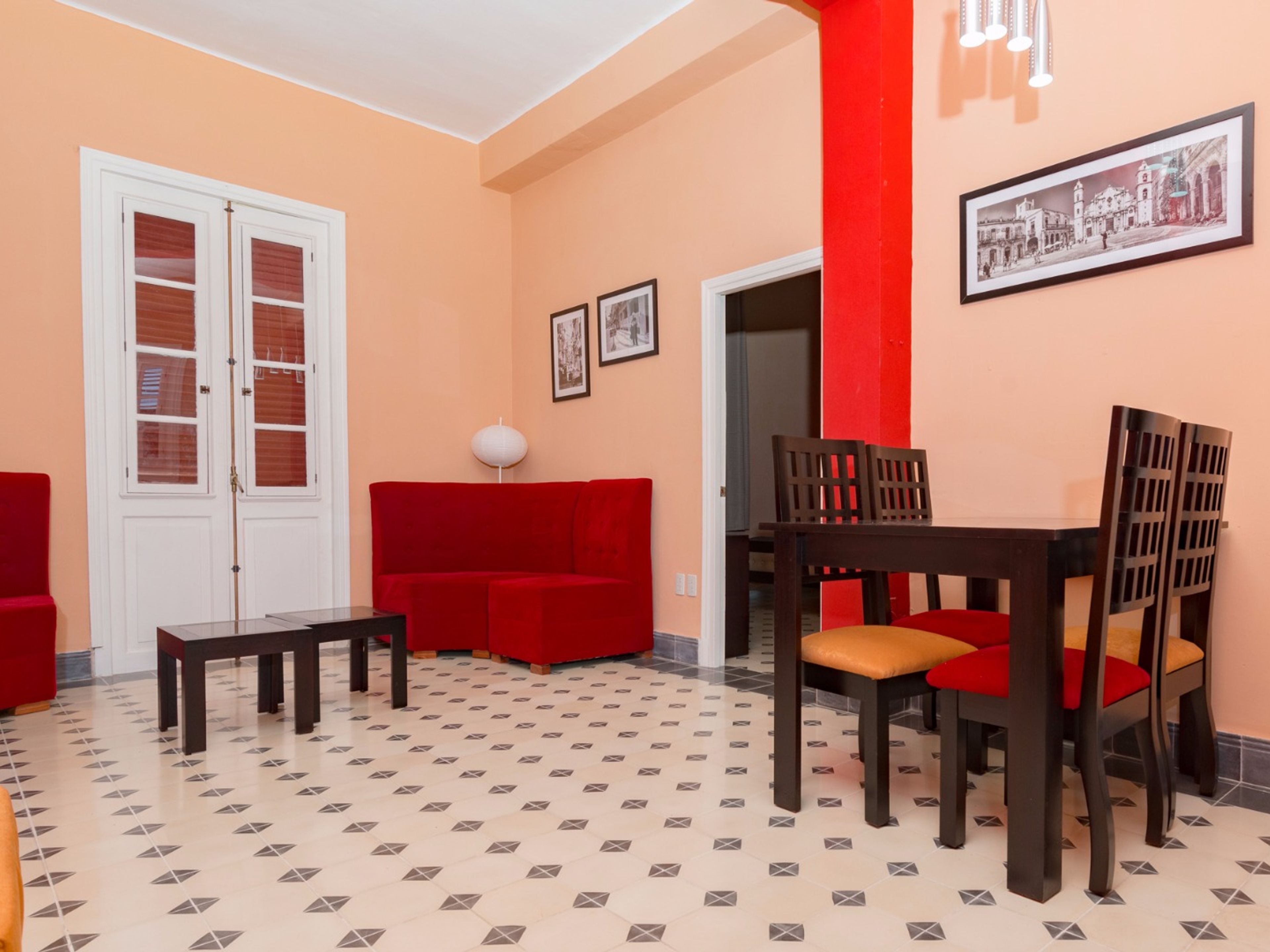 Cuba y Tejadillo Apartment, CUBA No. 155Apartment's living and dinning room