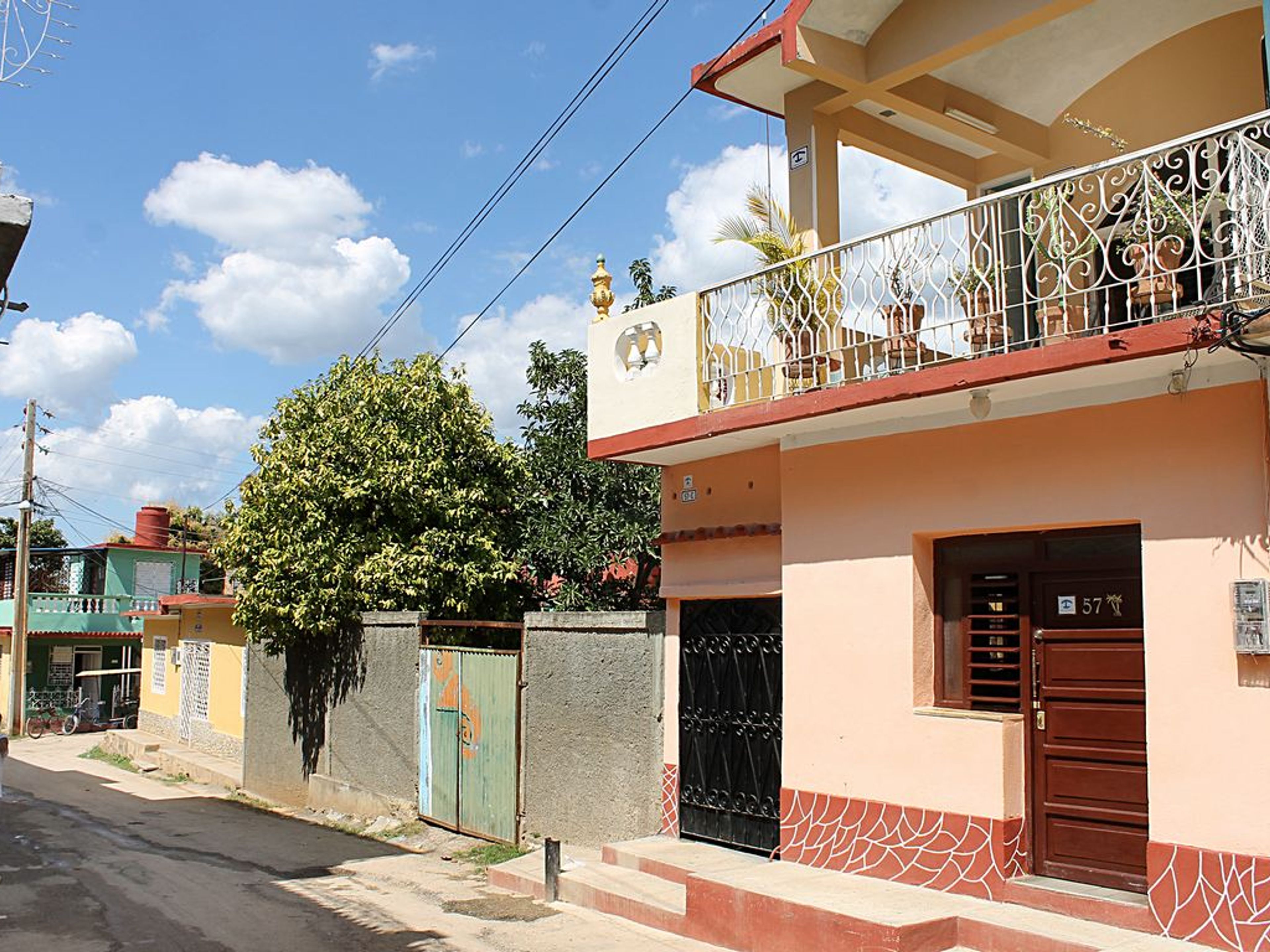Hostal La Isabelita, CIRO REDONDO (San José), No. 57Trinidad old city and house's panoramic view