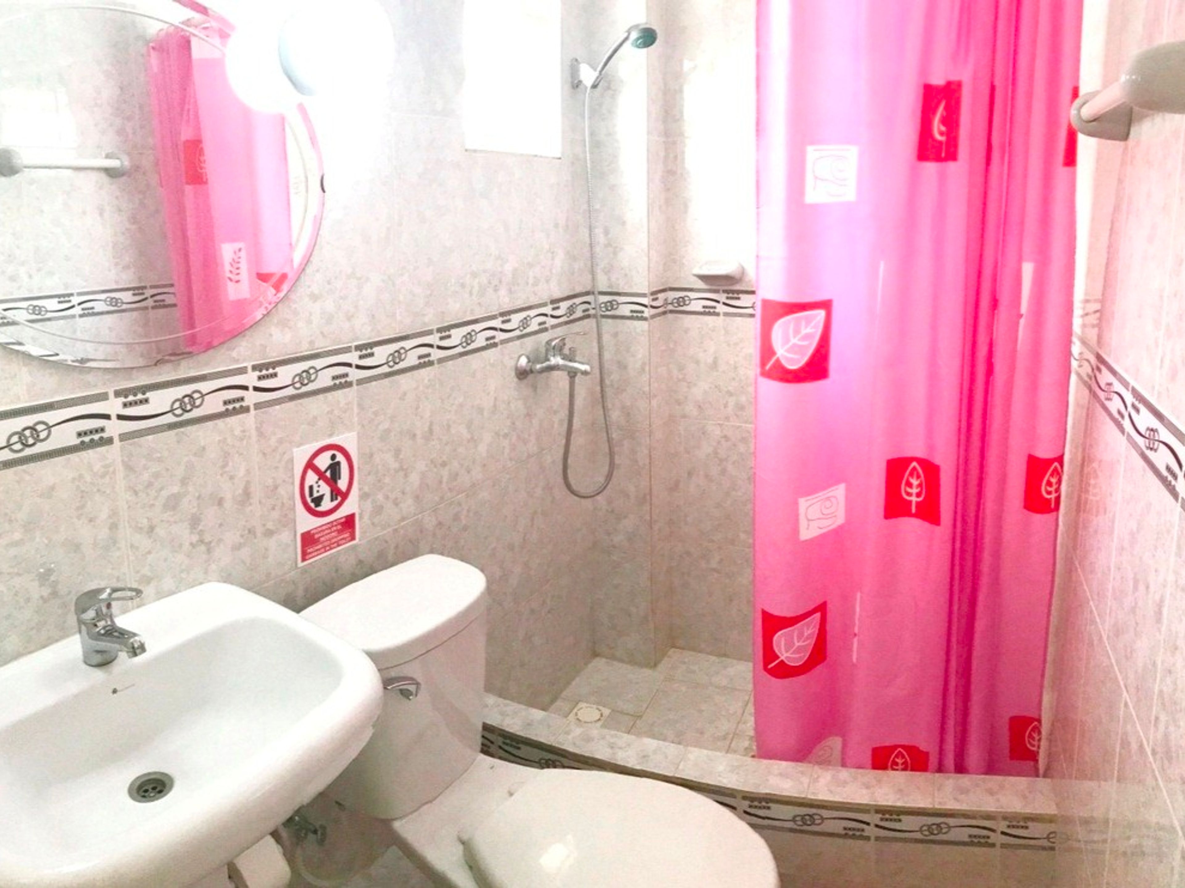 Casa Tres Hemanas K, N, K. No. 285Bathroom view