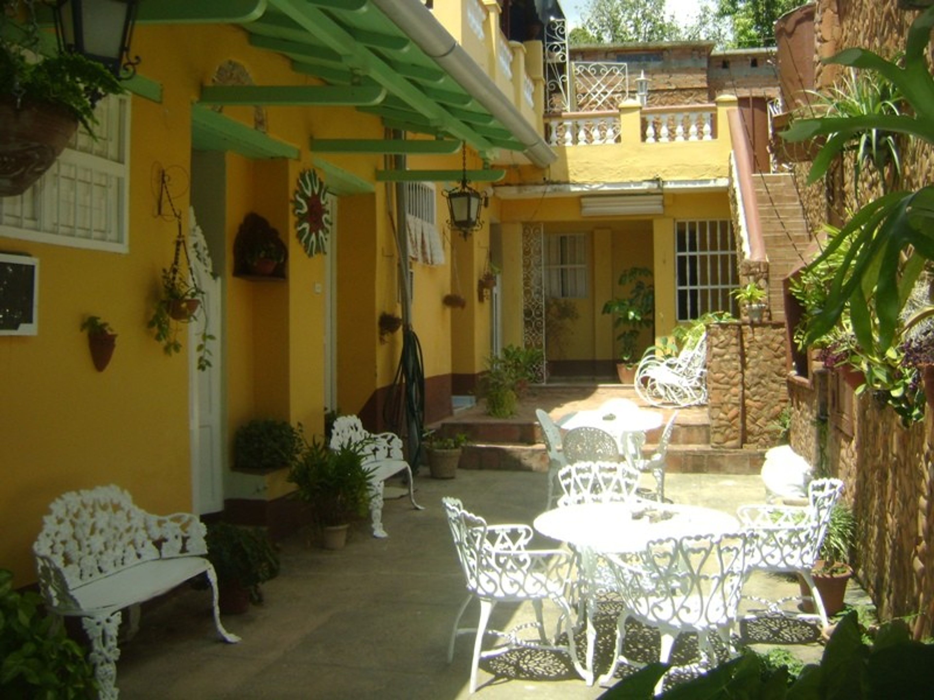 Hostal El Tayaba, JUAN MANUEL MARQUEZ (Amargura), No. 70House's patio view