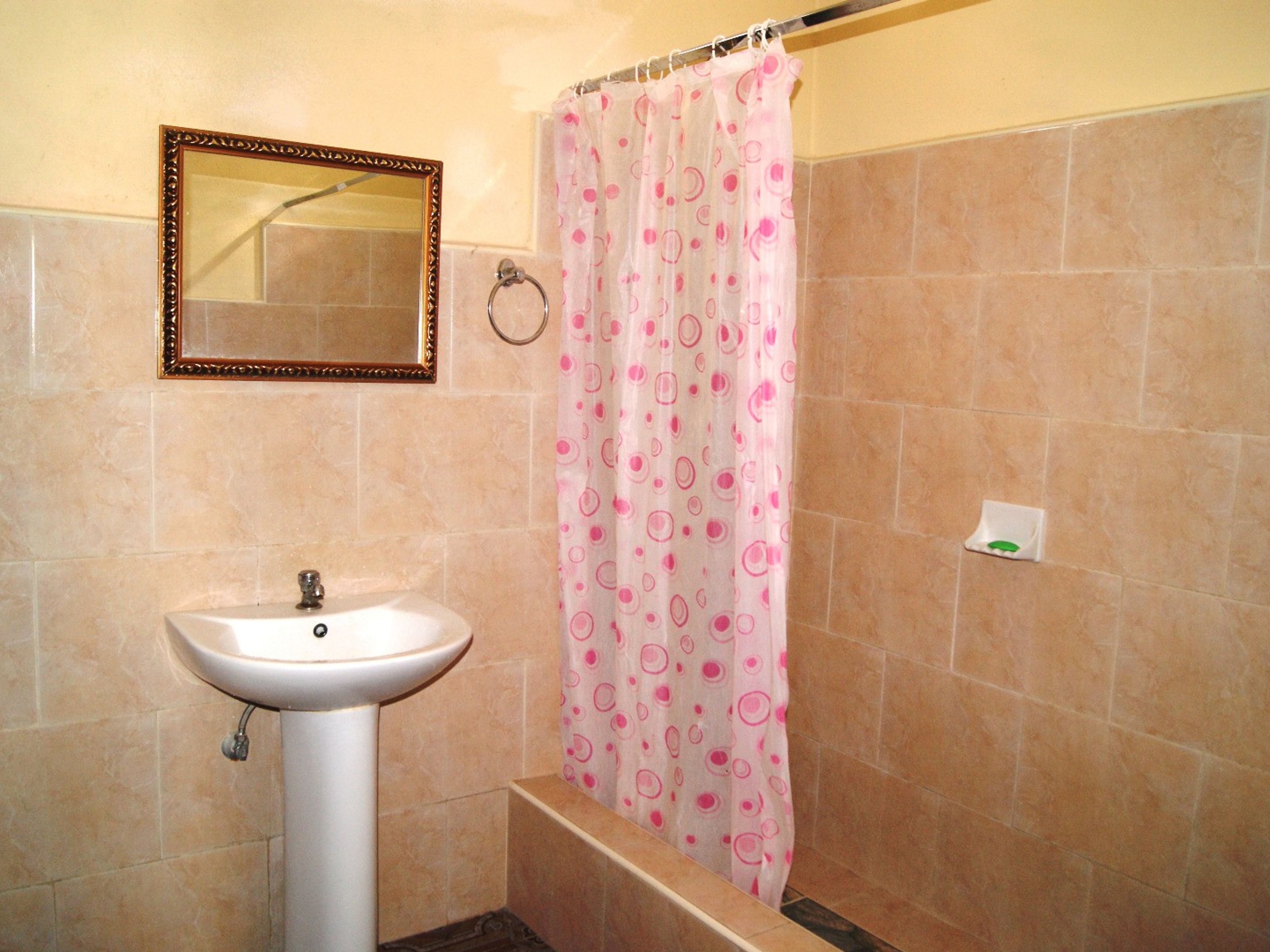 Casa de Nacho, CALLE C, No. 56Bathroom view
