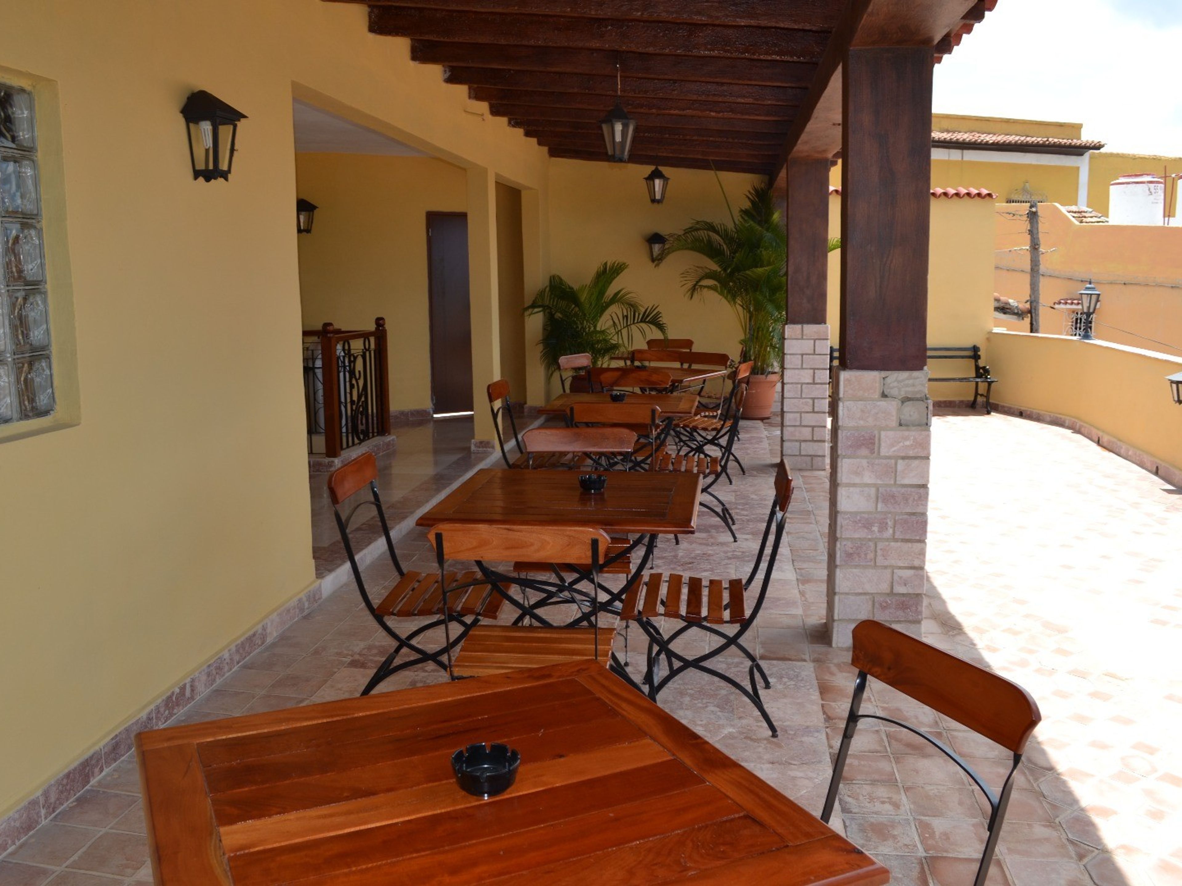Hostal Vivian y Pablo II, ERNESTO VALDÉS MUÑOZ (Media Luna), NO. 50House terrace view
