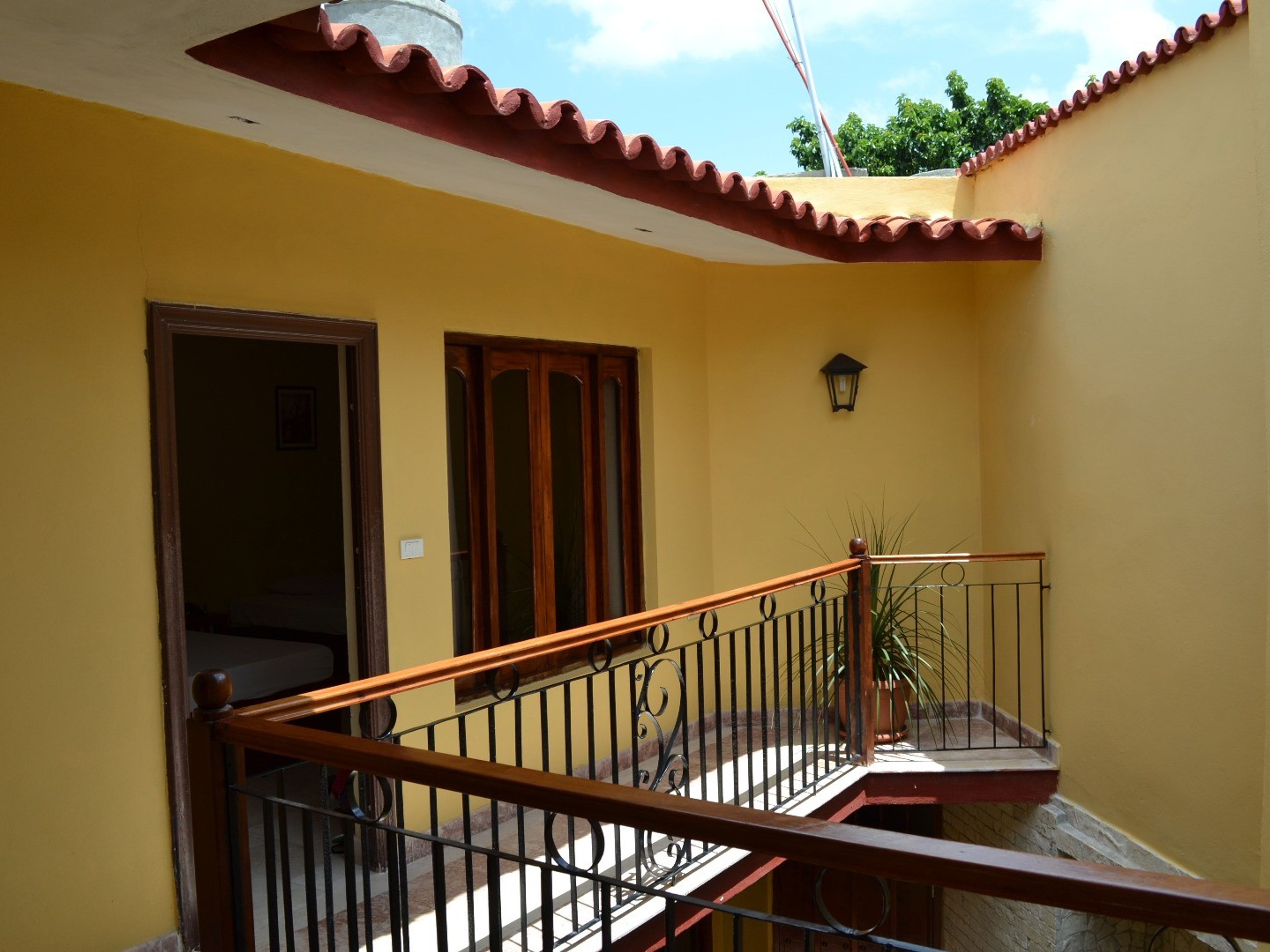 Hostal Vivian y Pablo II, ERNESTO VALDÉS MUÑOZ (Media Luna), NO. 50Panoramic room view