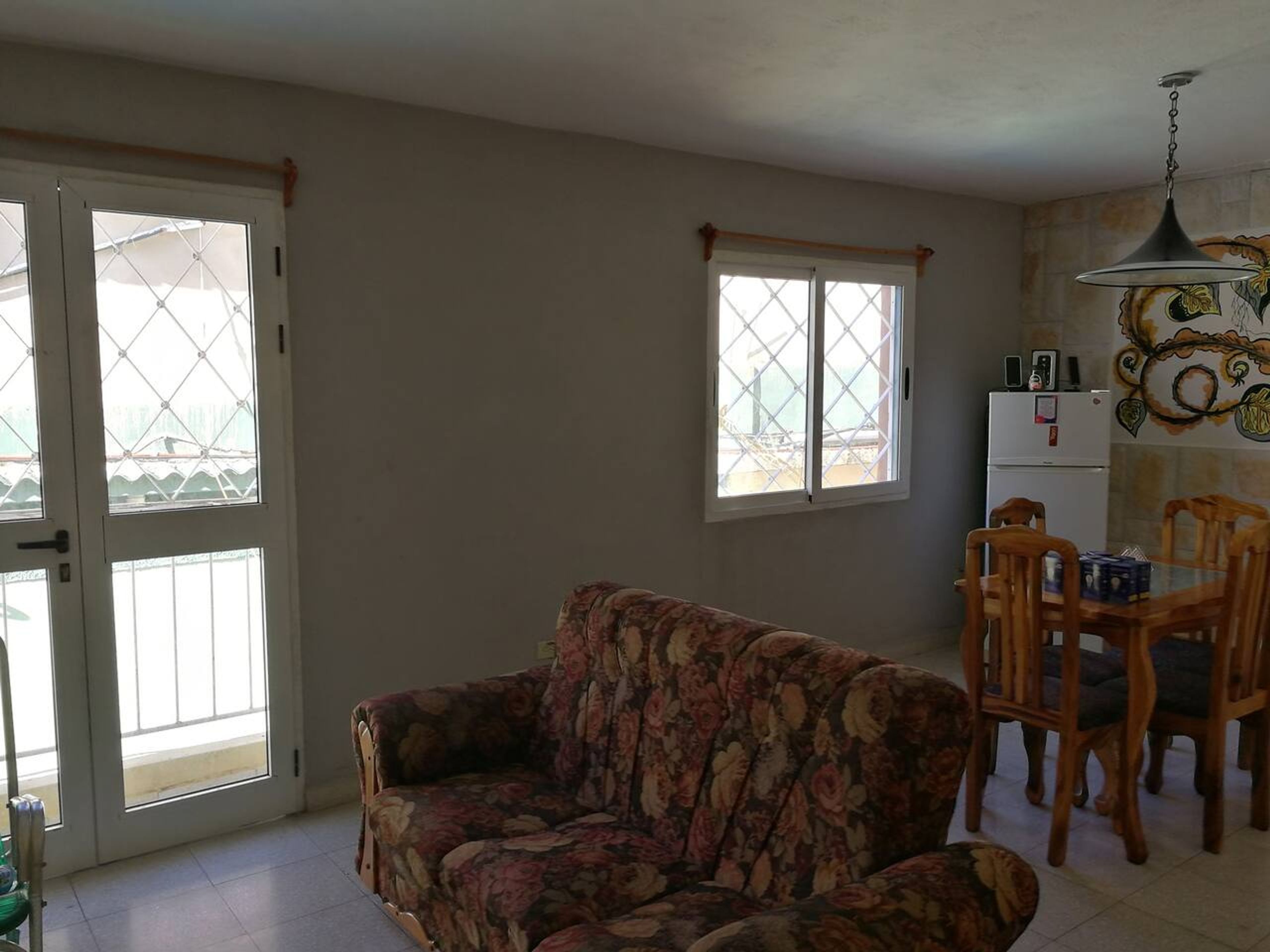 Дом Yailin Vedado, CALLE 23, No. 959Living-dinning room view