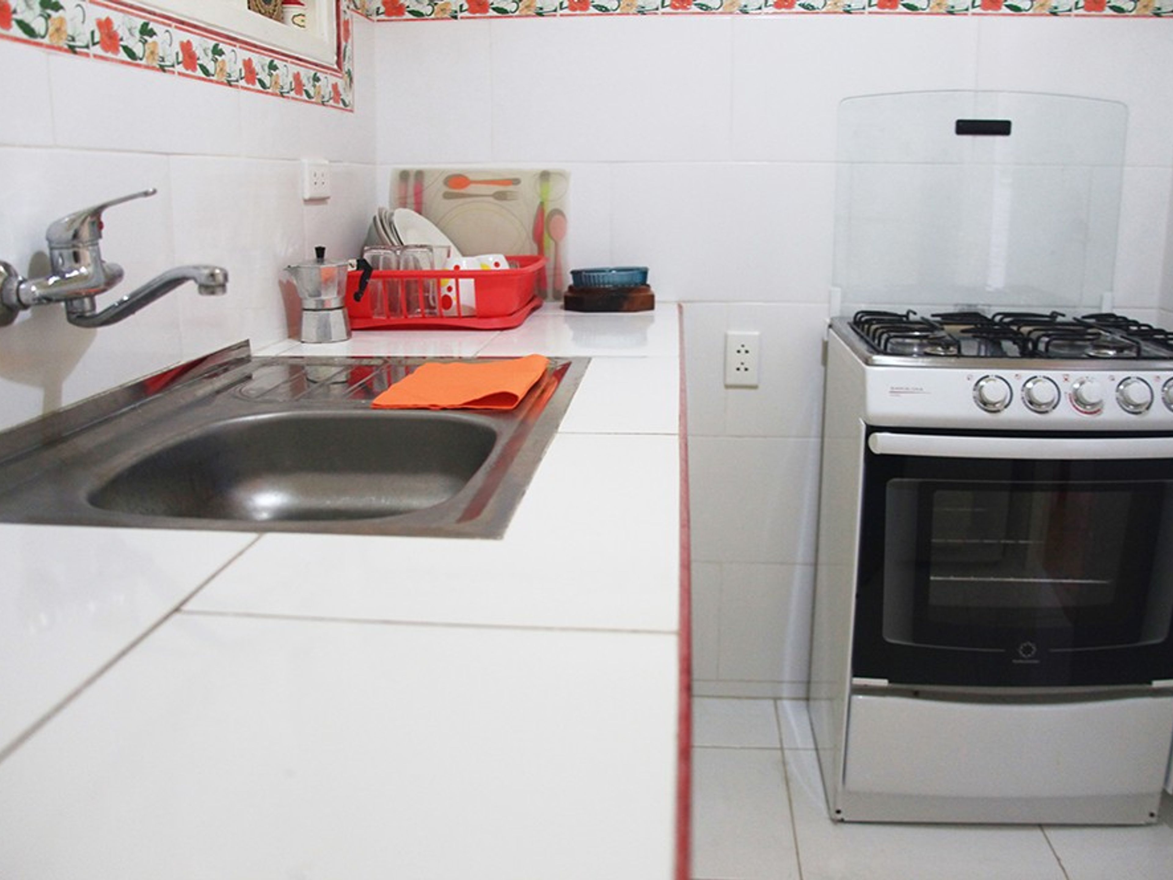 Дом Elizabetta y Littardi, CALLE 27, No. 82 - House kitchen view