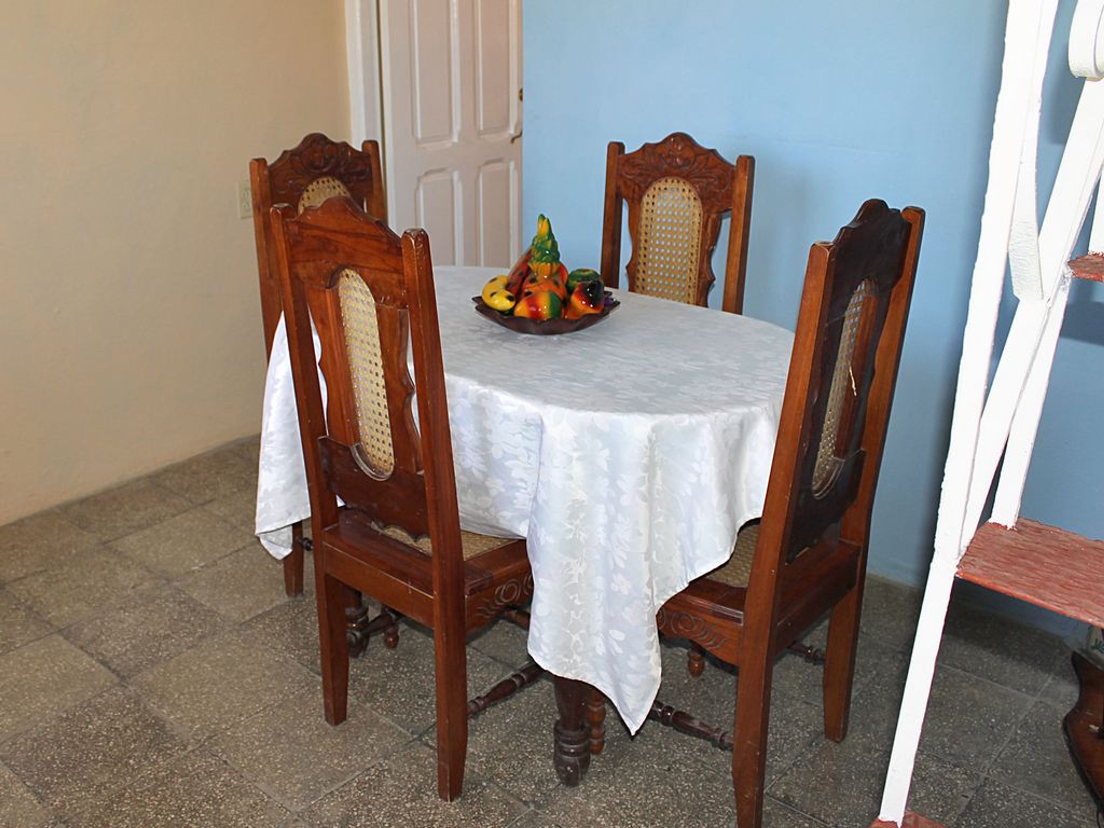 Hostal Yamilka, ISIDORO ARMENTEROS (San Antonio) # 54 A (altos)House's dinning room