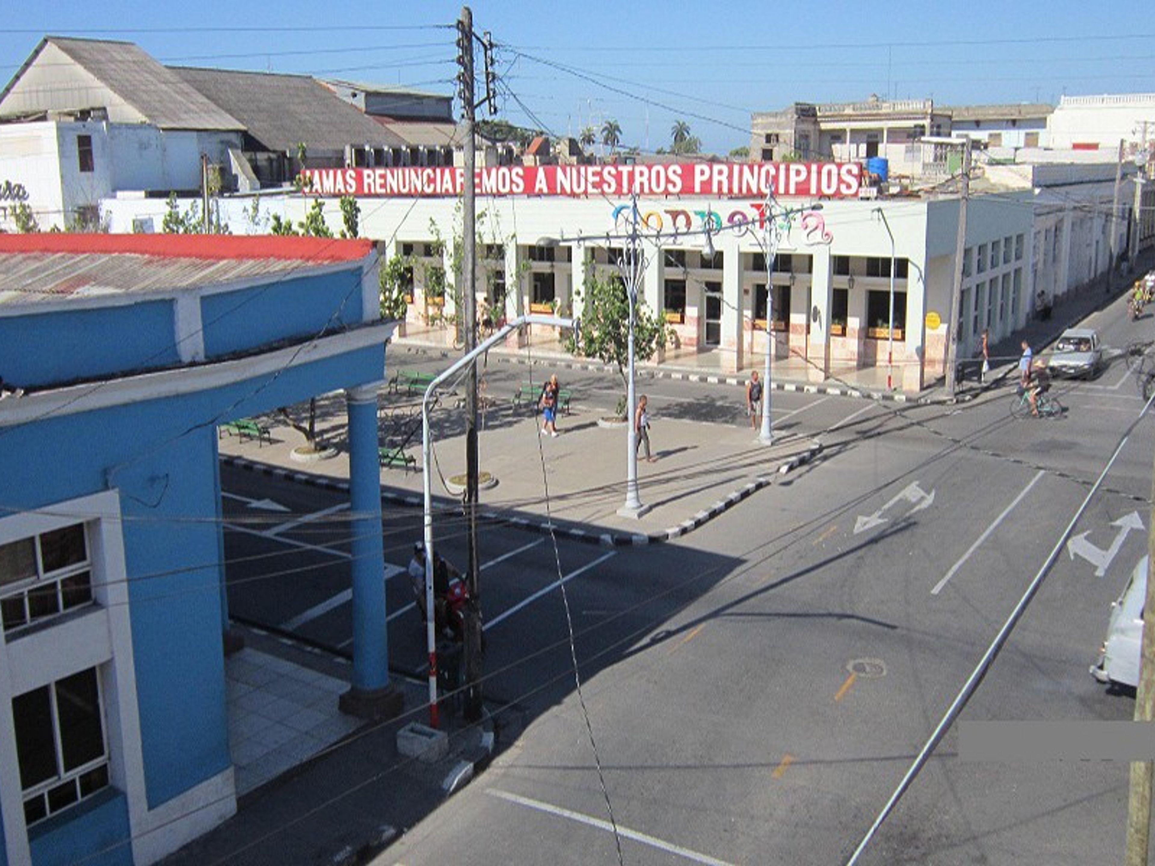 Hostal Damilsy, AVENUE 52, No. 3705Cienfuegos city view from apartment's balcony