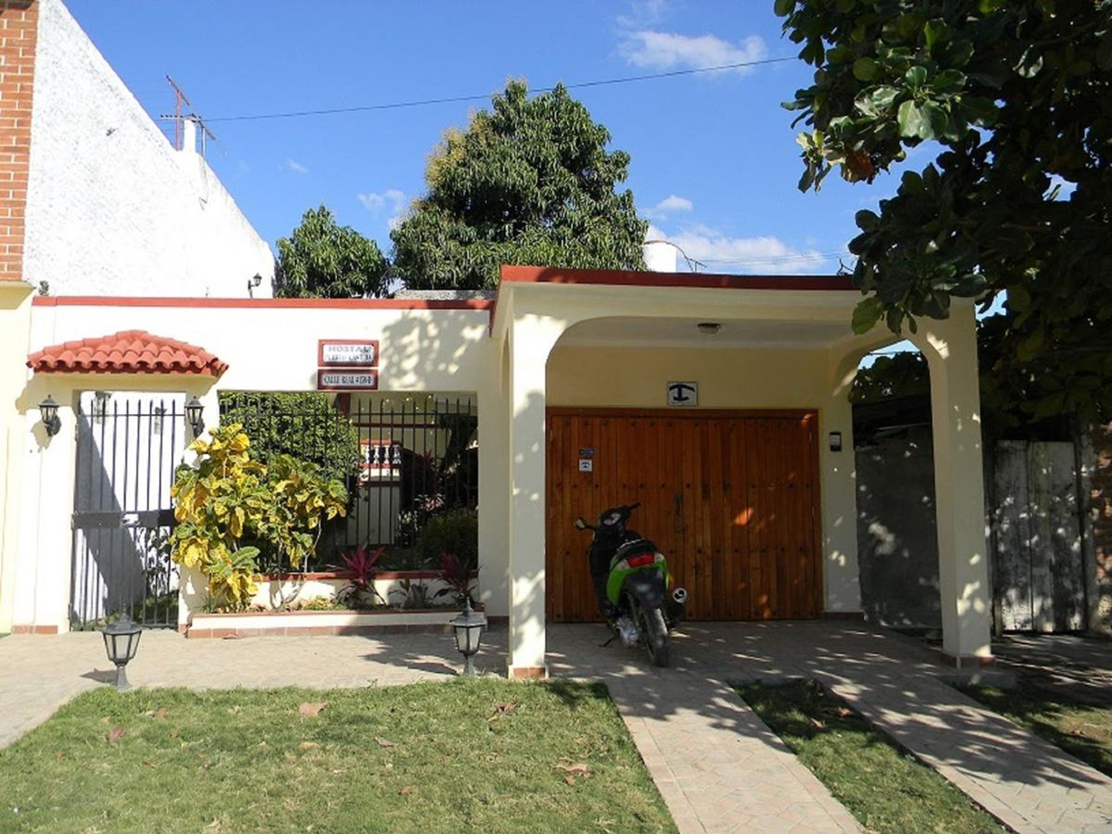 Hostal Puerto Casilda, REAL, No. 158-B
