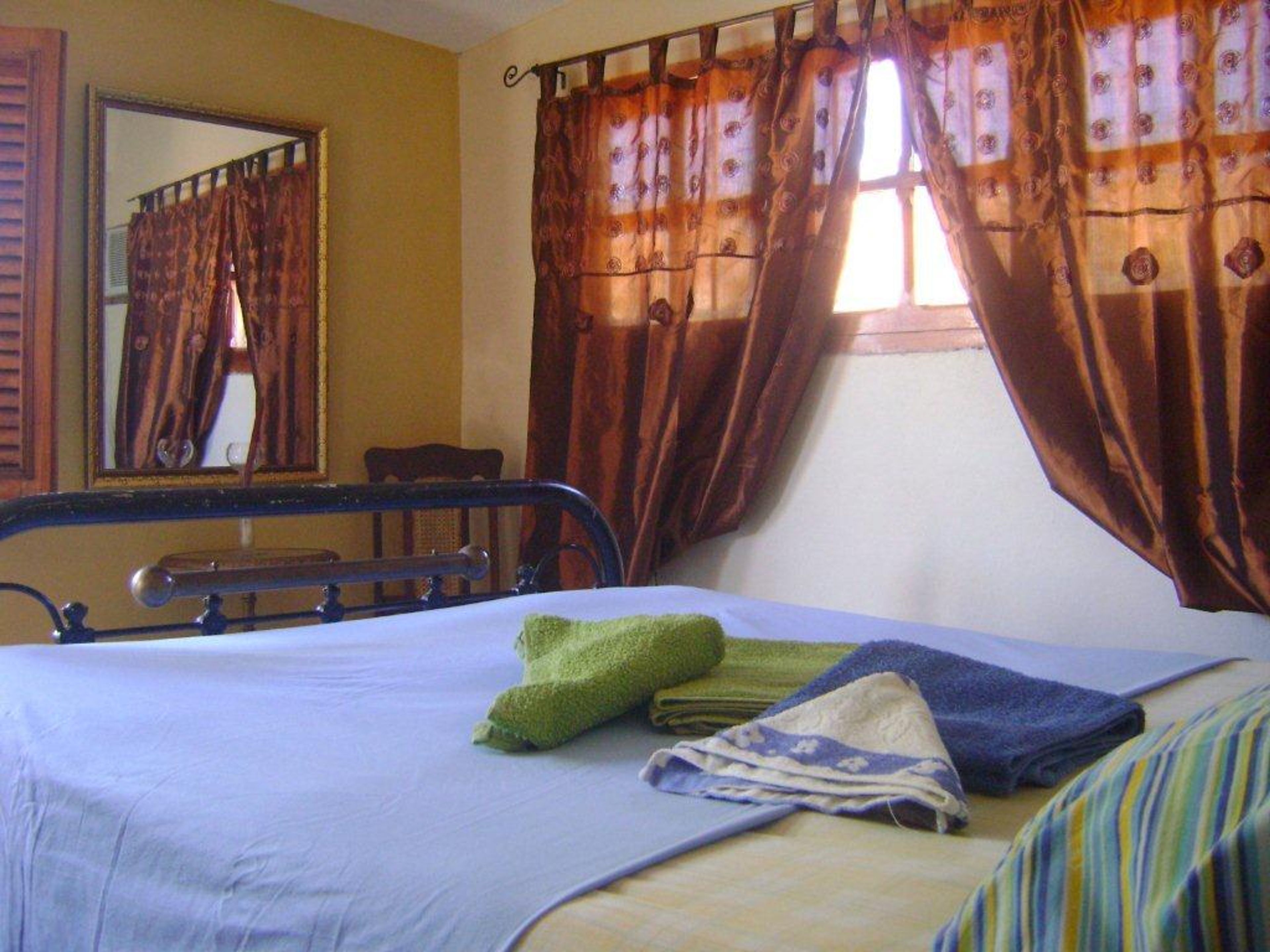 Hostal GALDÓS, CALLEJÓN, No. 1Standard Room