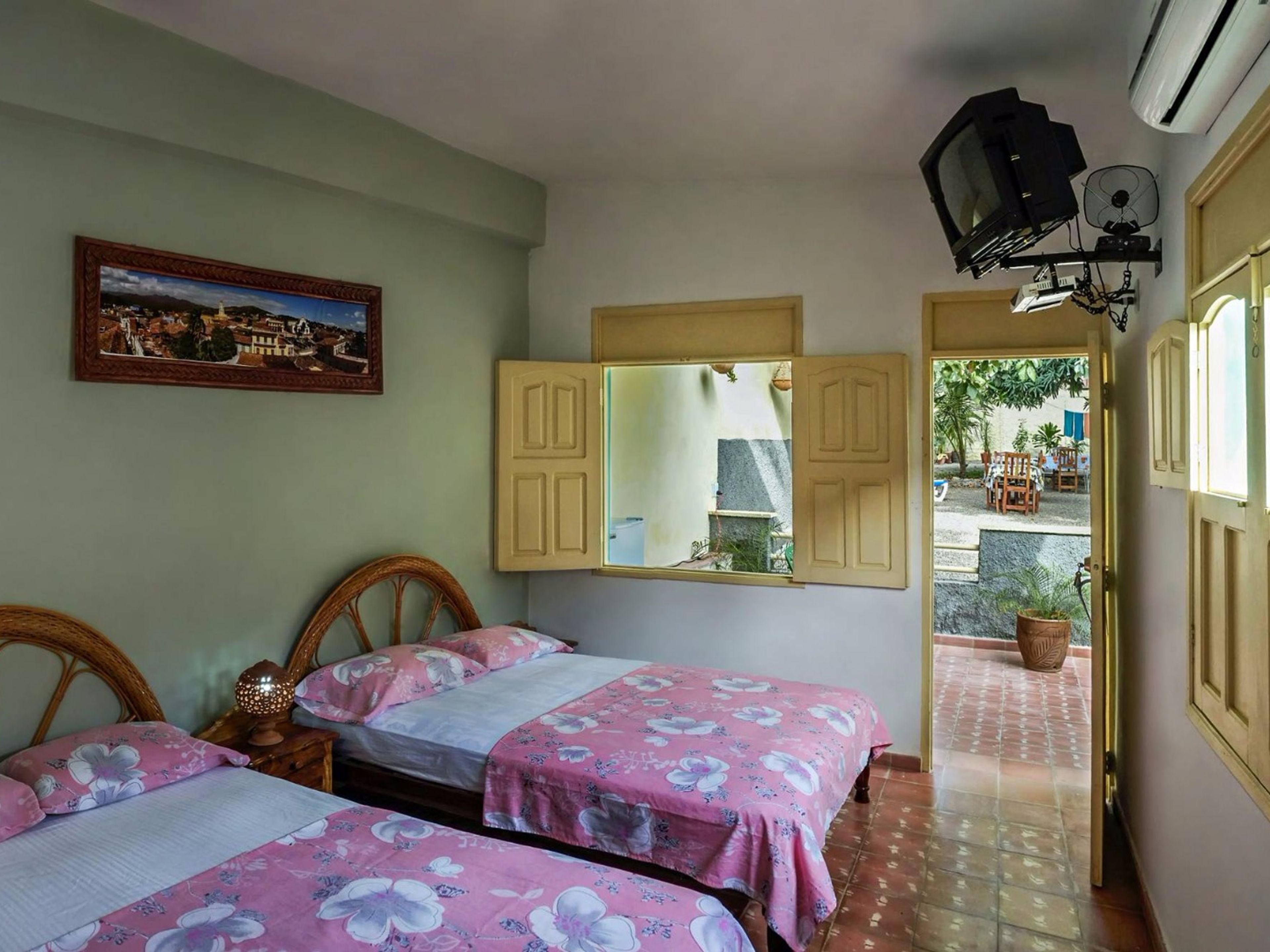 Hostal Dr. Alexis y Dra. Lisdey, PEDRO ZERQUERA (Aguacate), No. 172Standard room 1