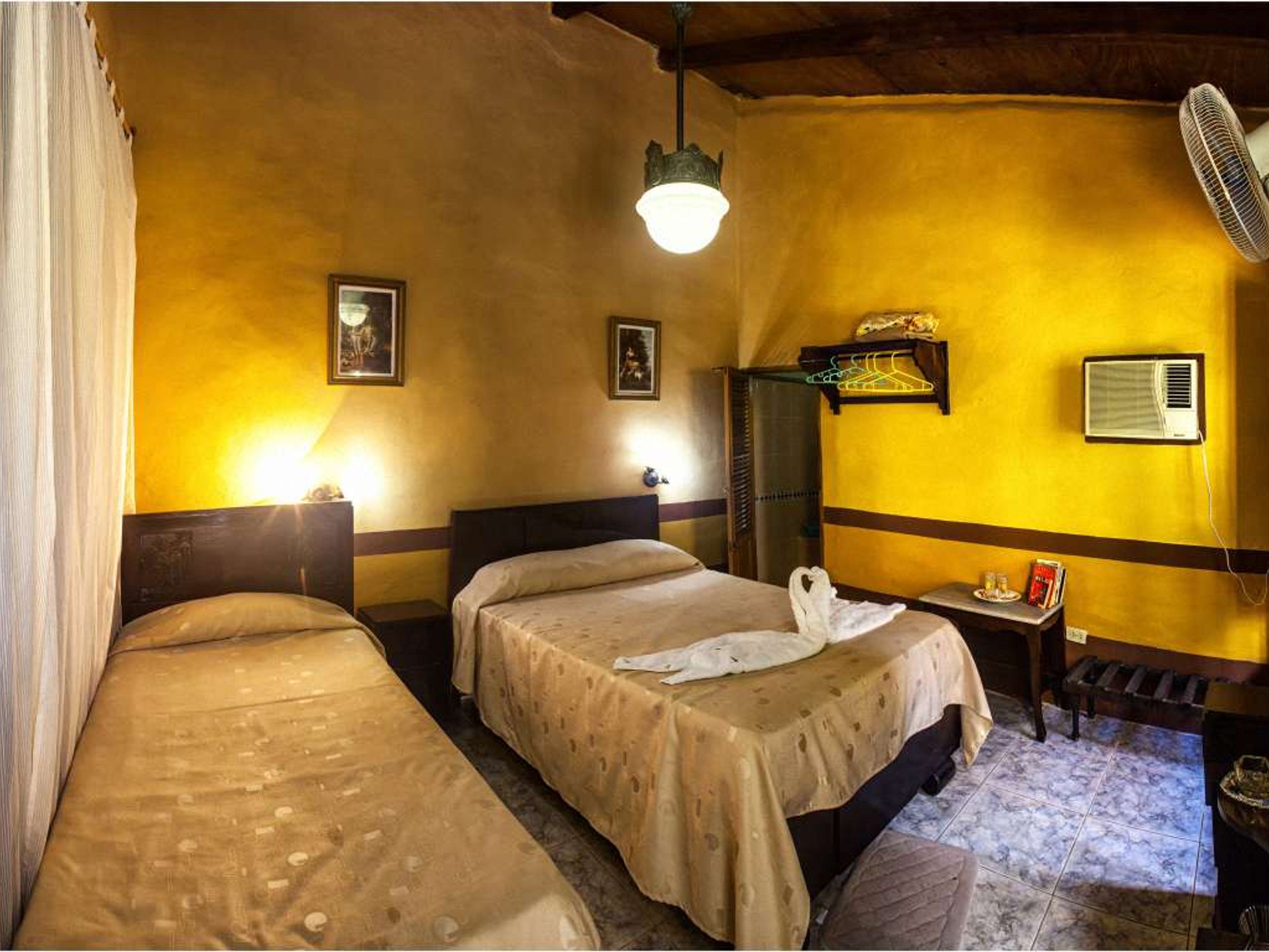 Hostal Casa Ayala, ANTONIO MACEO (Gutiérrez), No. 526Standard room
