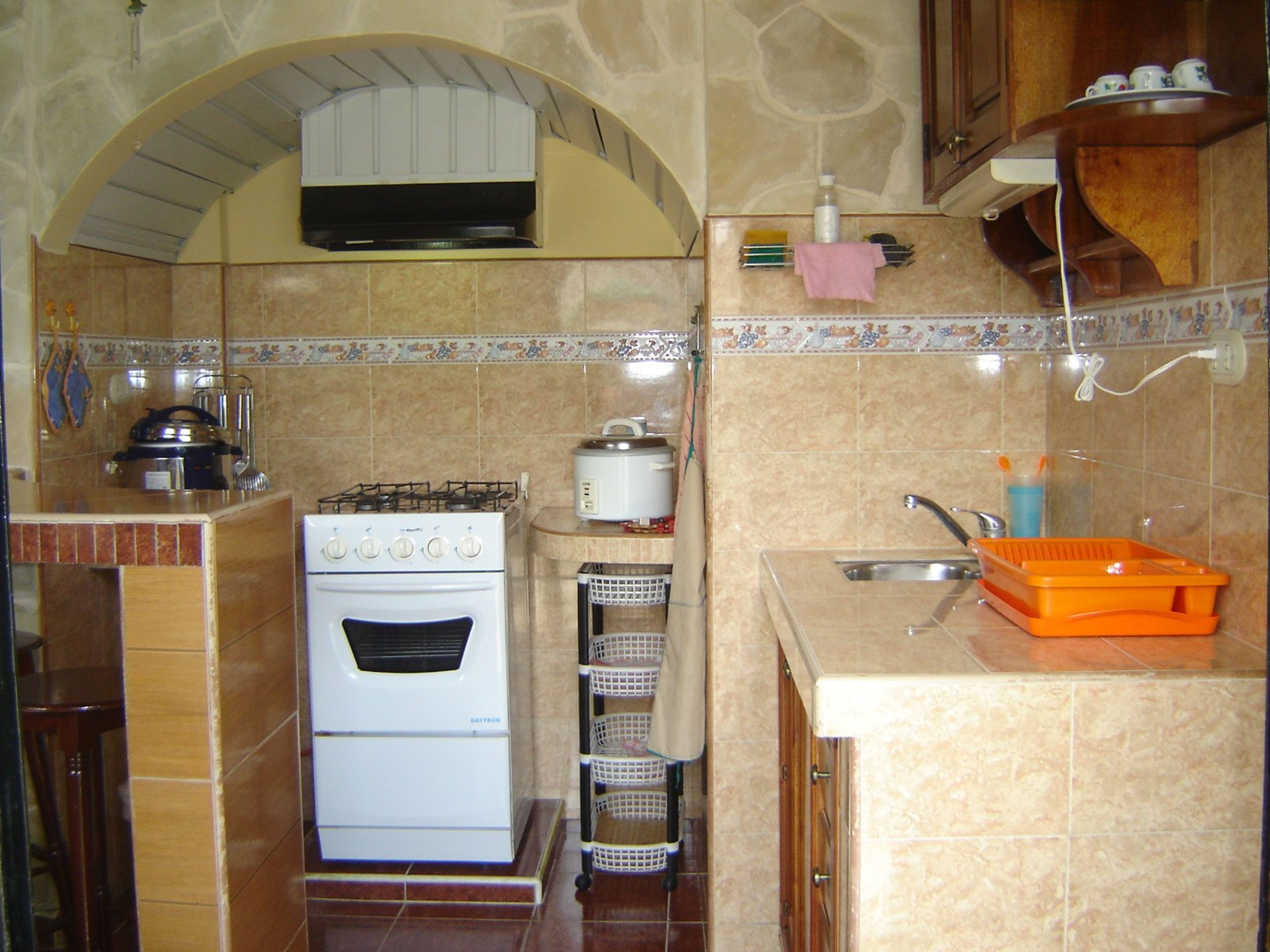 Casa Betty y Jorge, CALLE 31, No. 108-ASuperior room and kitchen view