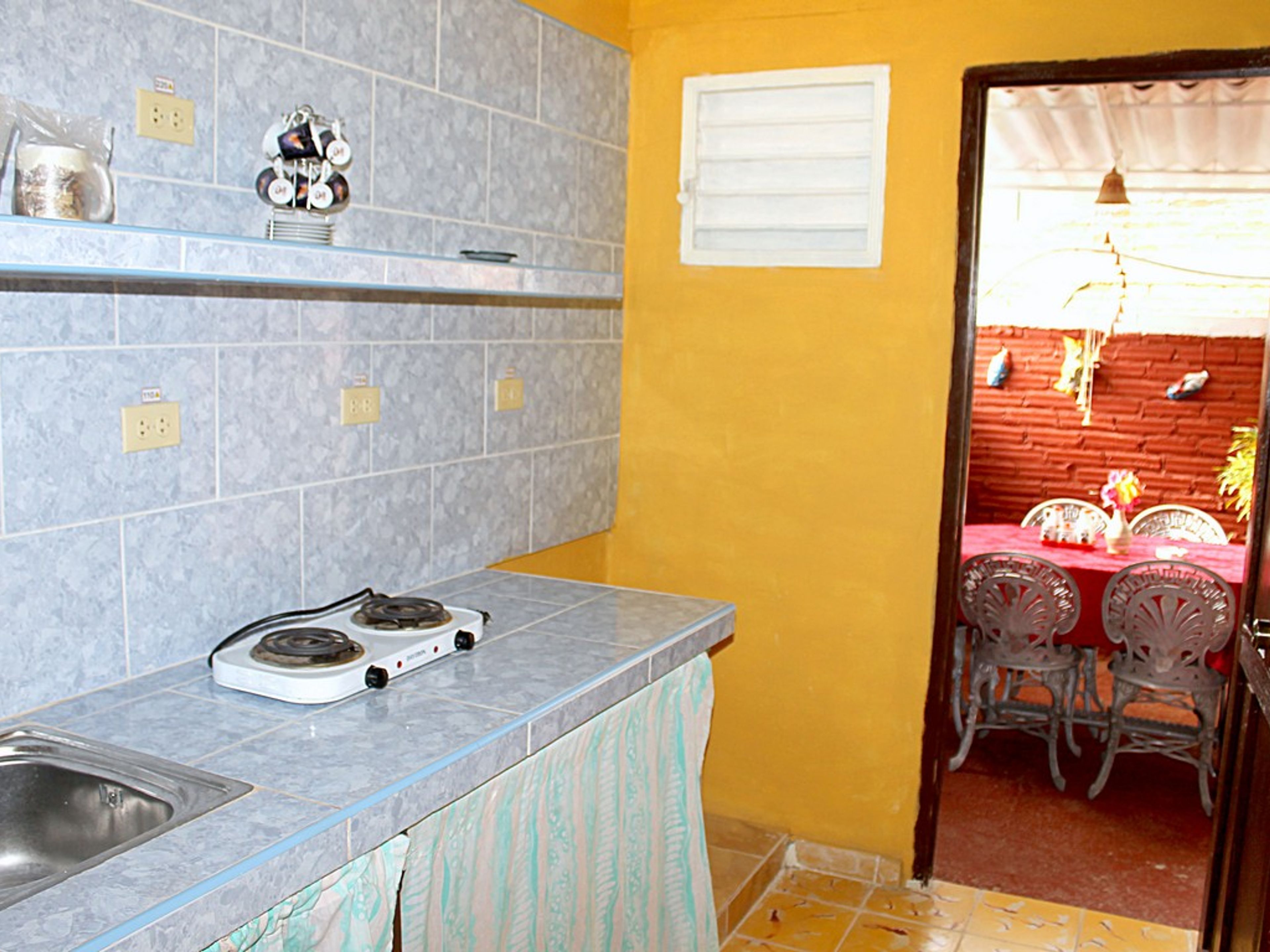 Hostal Oshosi, SANTA ANA, No. 177-AHouse´s kitchen view