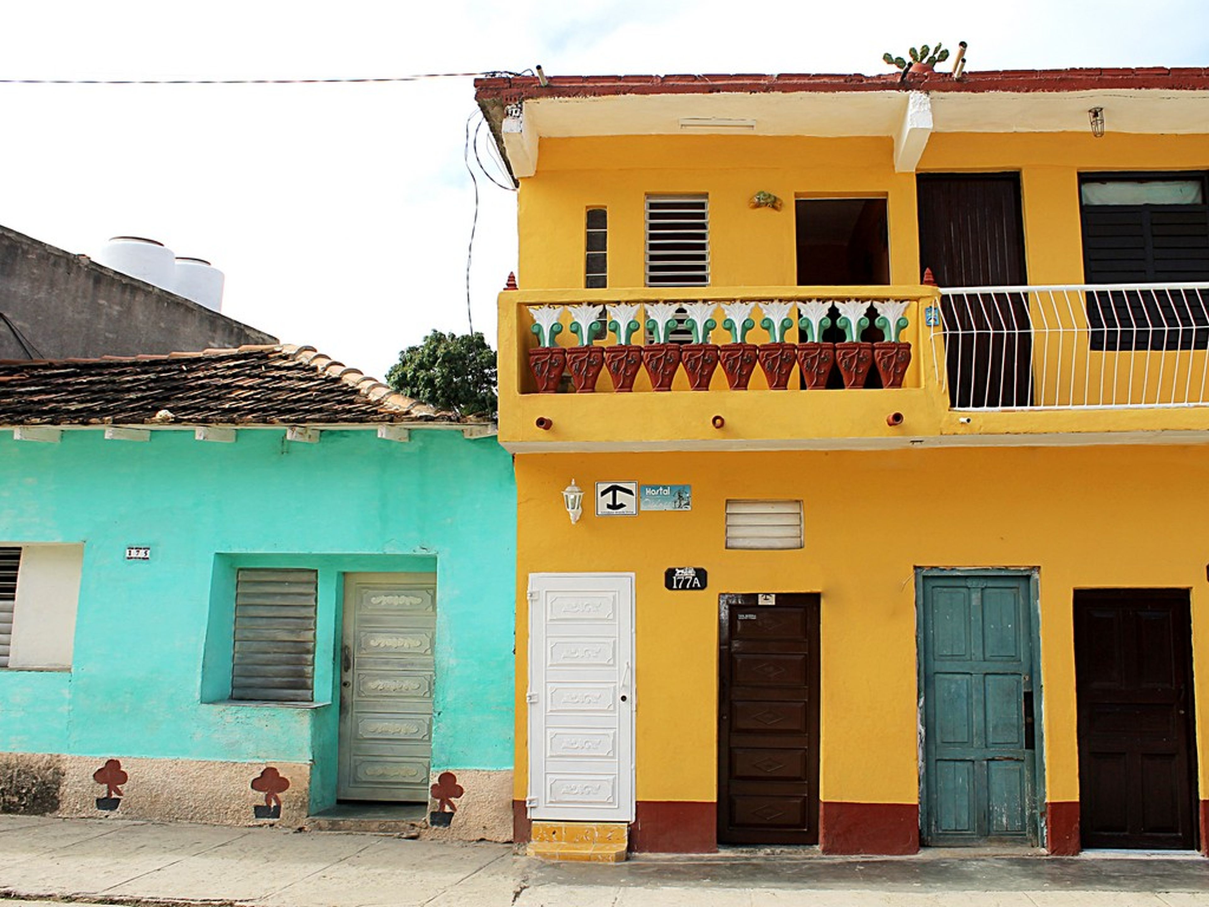 Hostal Oshosi, SANTA ANA, No. 177-A