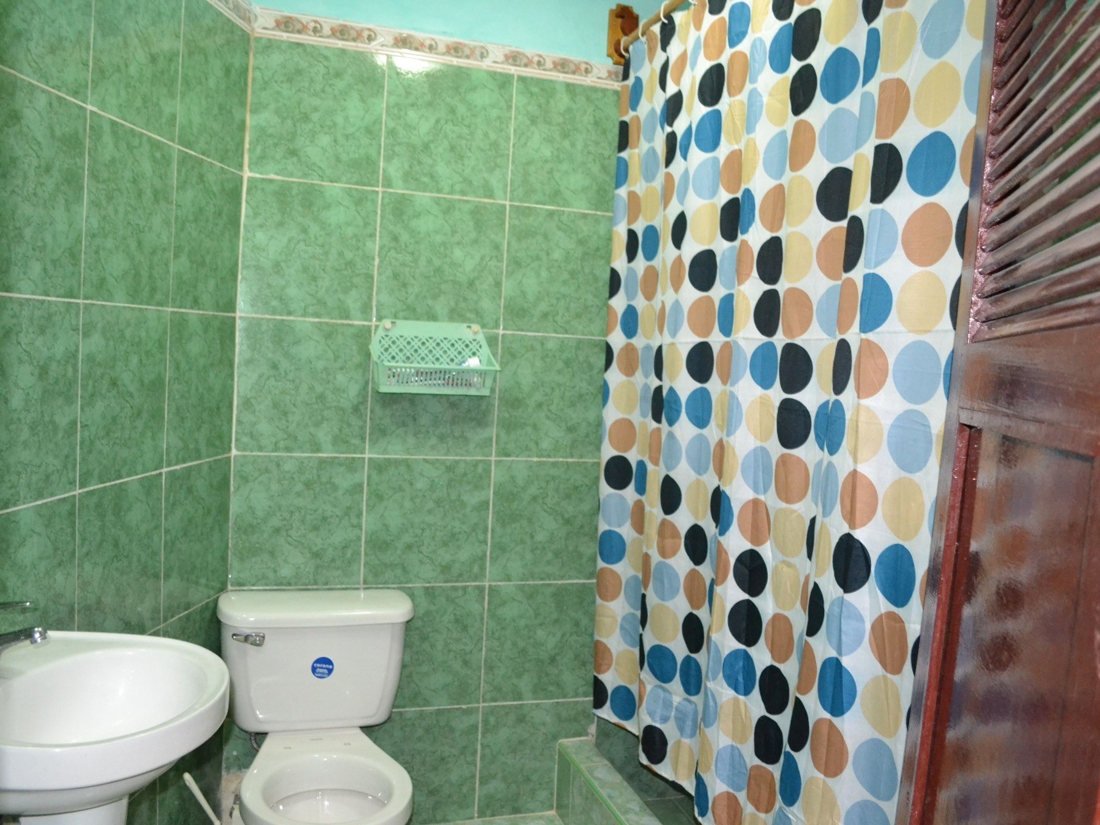 Casa Bueno, SAN RAFAEL, No. 104Bathroom view