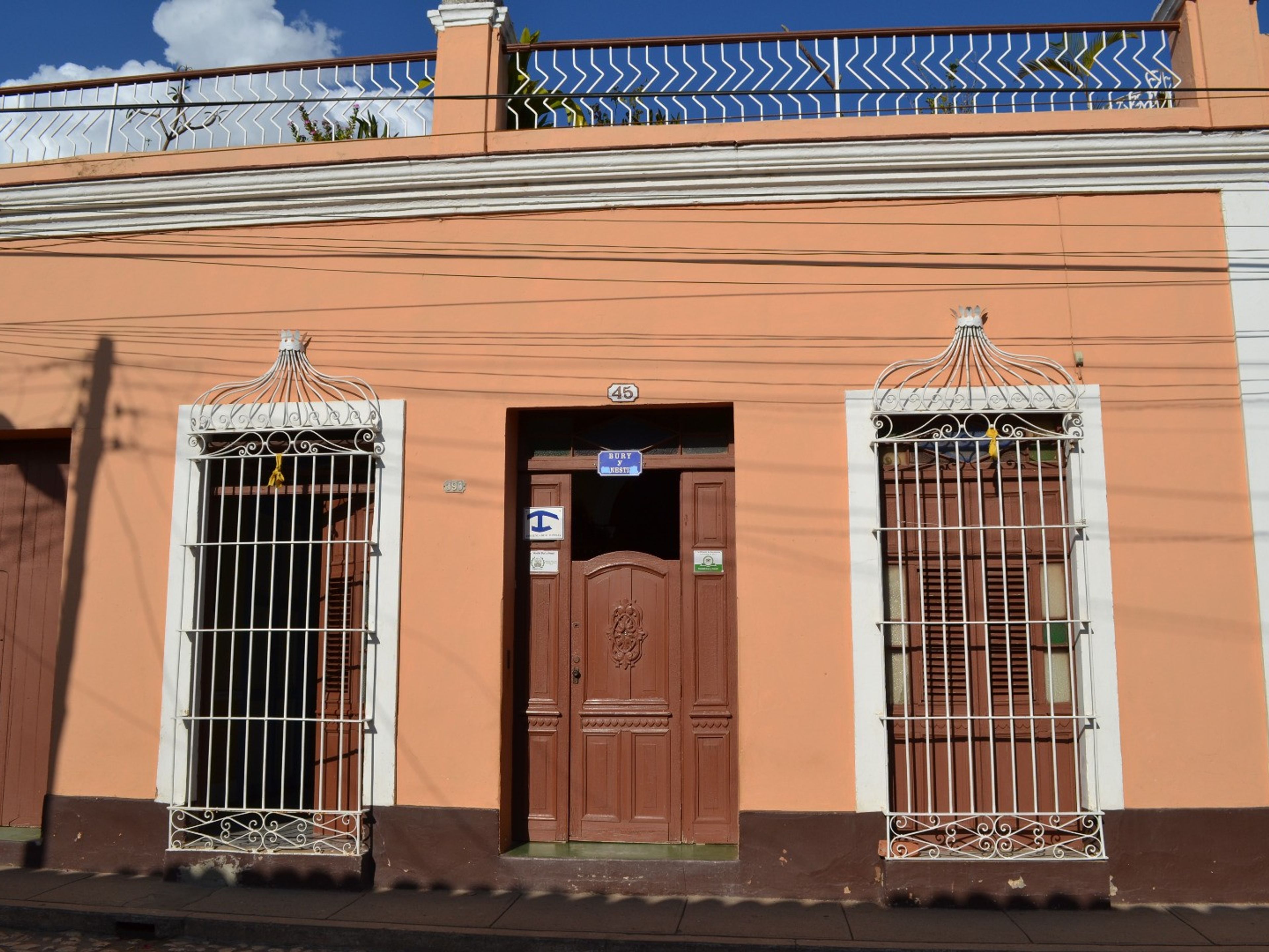 Hostal Buri y Nesti, ANTONIO MACEO (Gutiérrez), No. 390