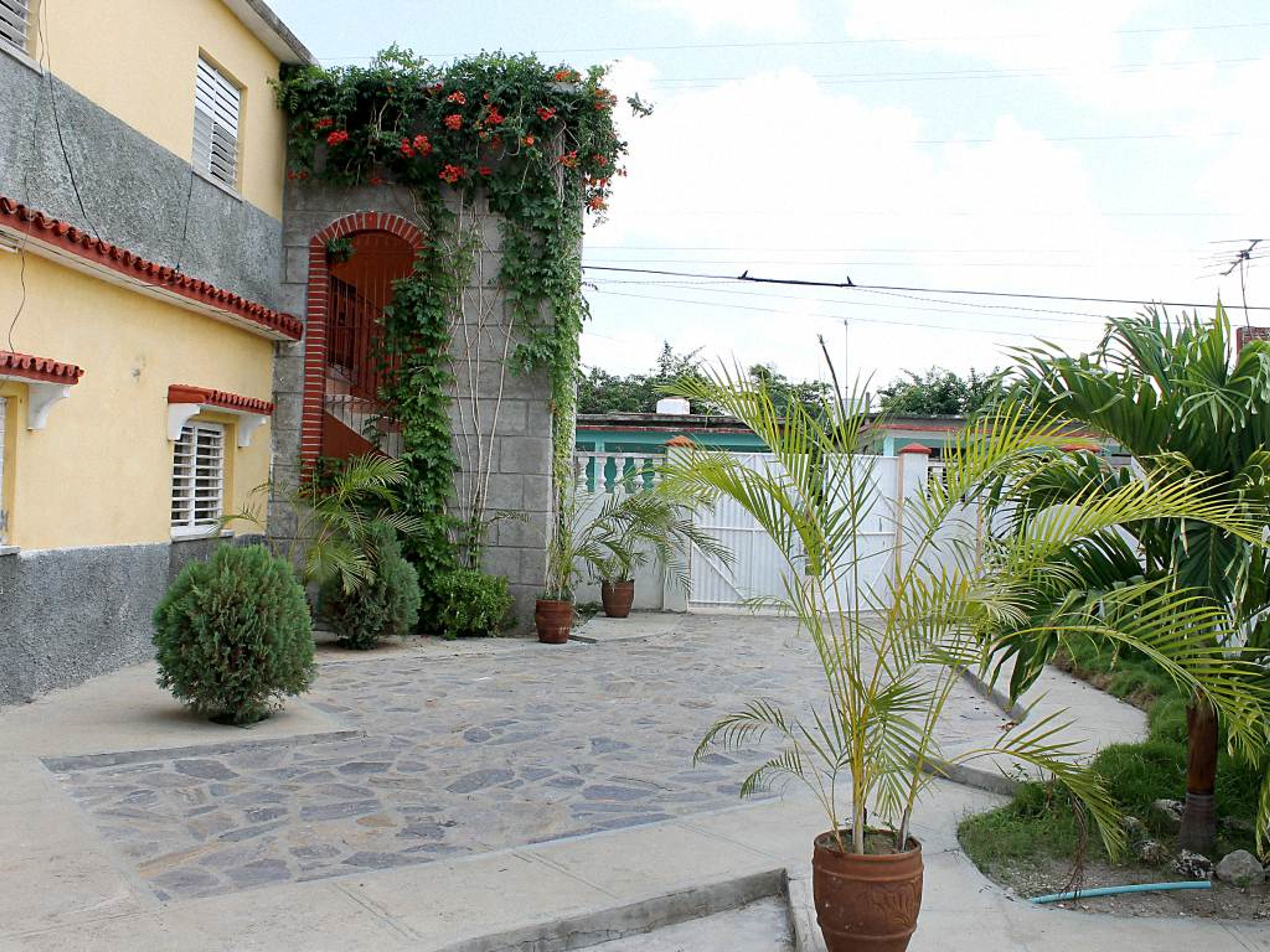 Casa Novoa, VALDESPINO, No. 65House's inside patio view