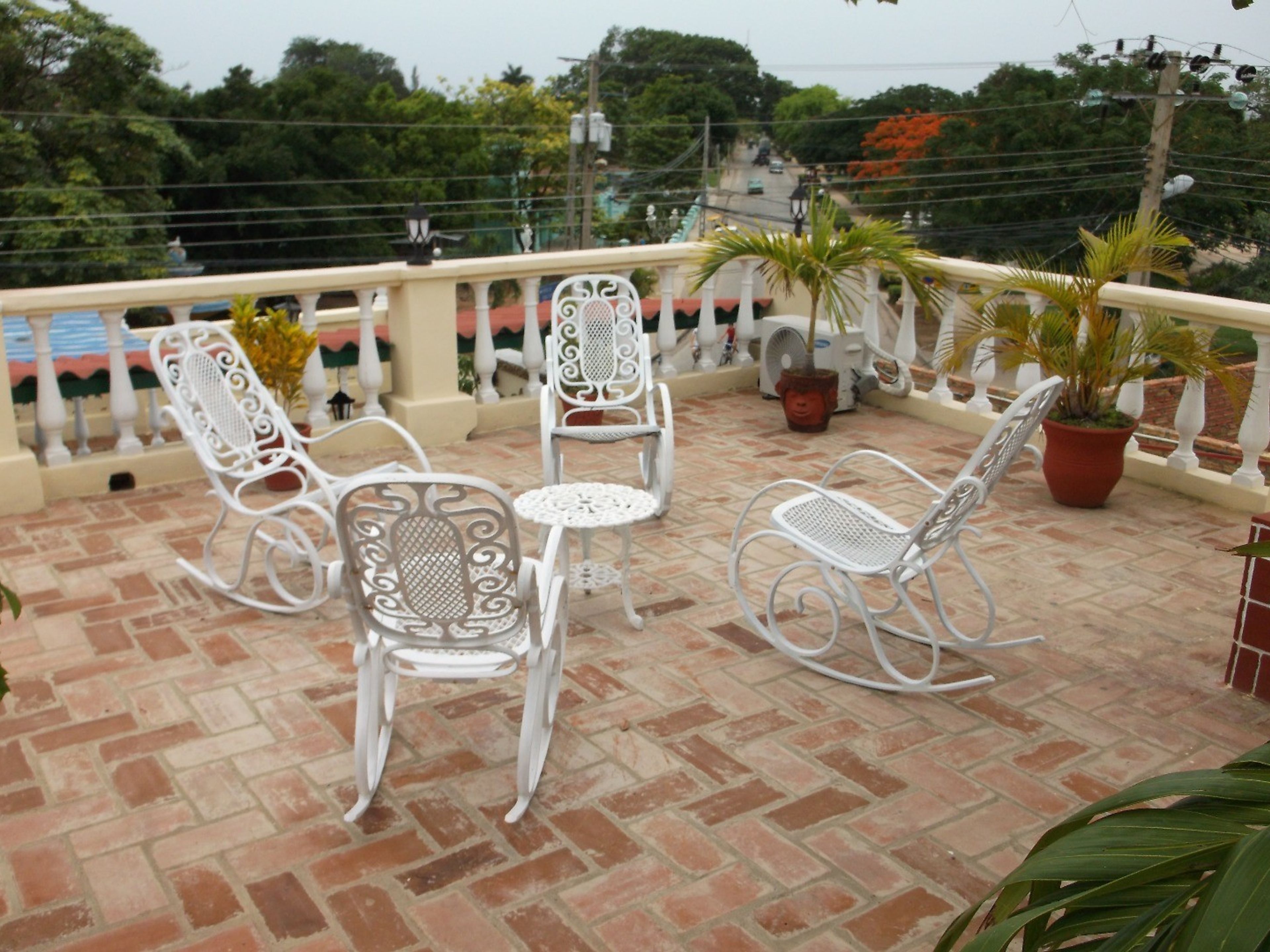Hostal Eloida, CAMILO CIENFUEGOS (Santo Domingo), No. 7House's terrace view