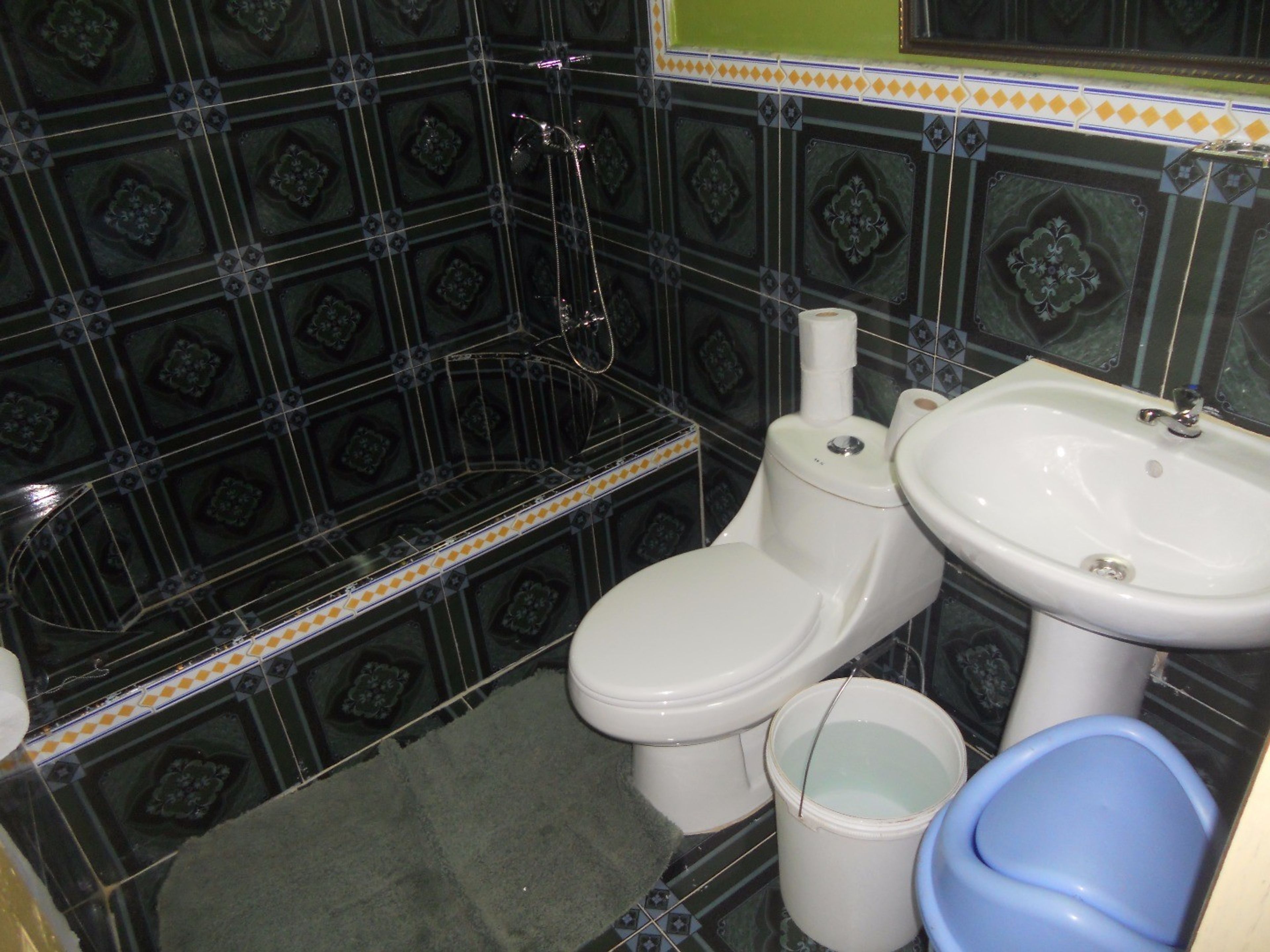 Casa Aleido, SAN RAFAEL, No. 108Bathroom view