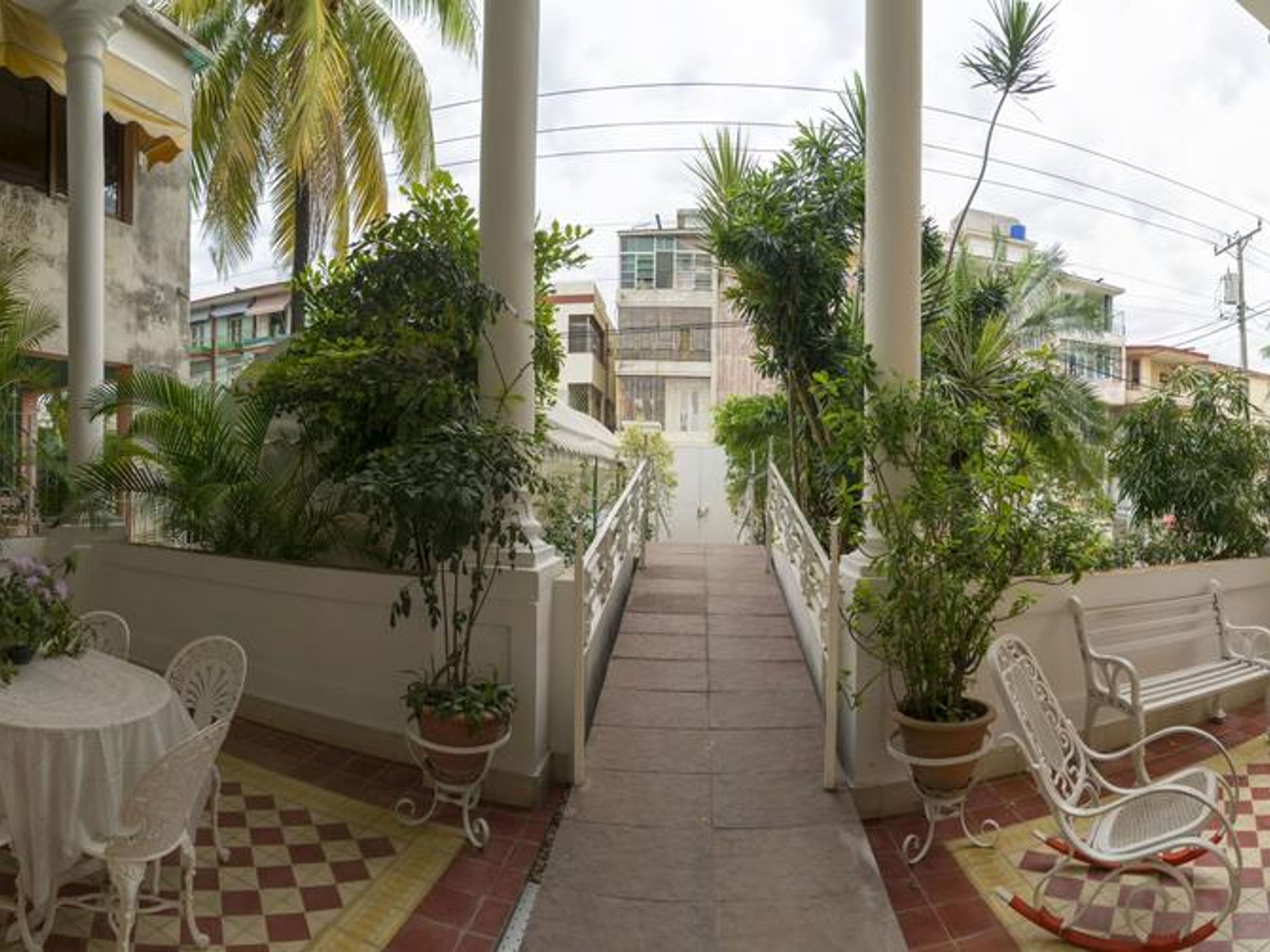 Casa La Colonial 1861, CALLE 10, No. 60 - House´s porsche view
