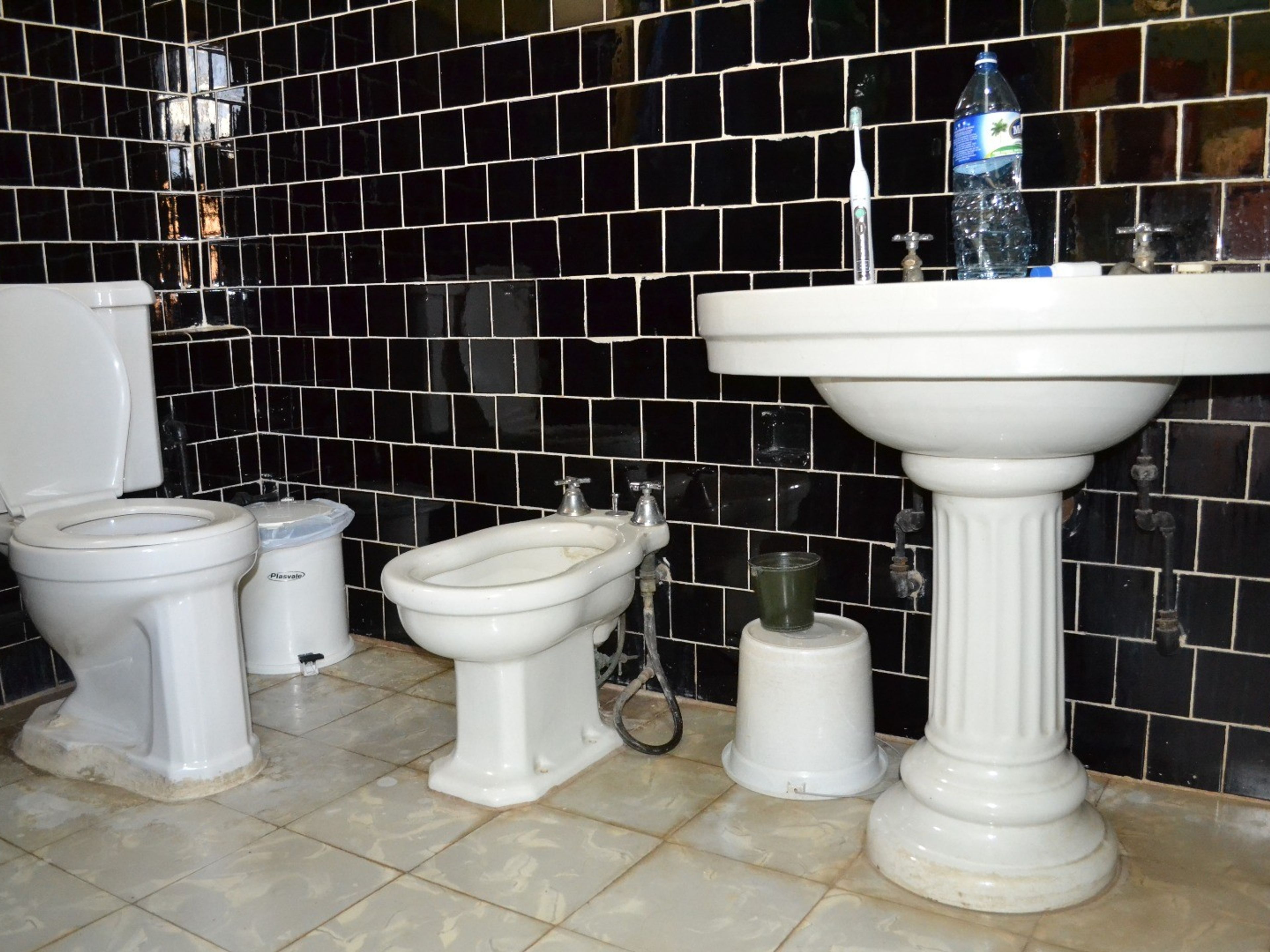 Casa Santana, MACEO (Gutiérrez), No. 425Bathroom view