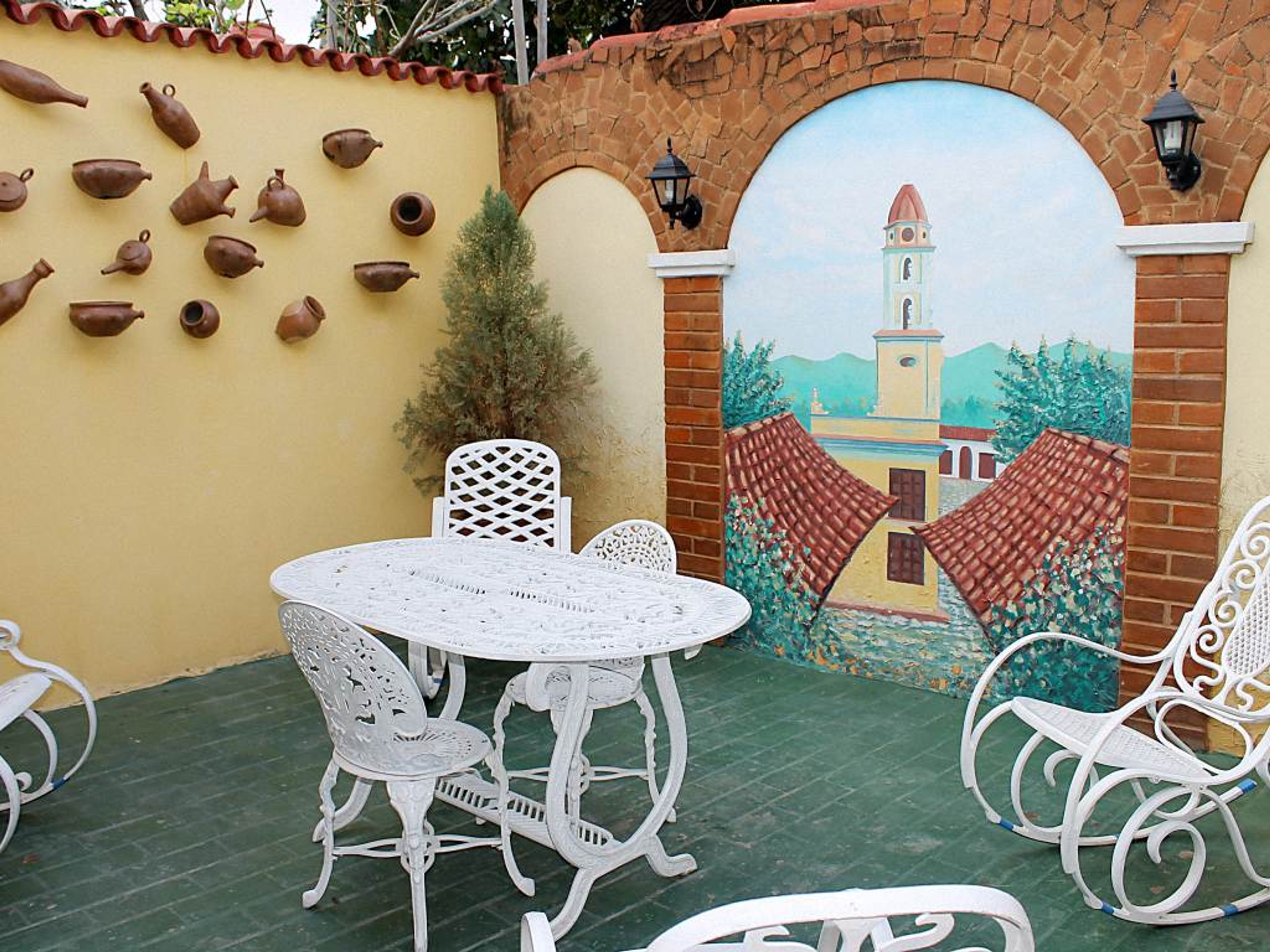 Hostal Yolanda y Machon, FRANCISCO PETERSSEN (Coco), No. 161House's terrace view