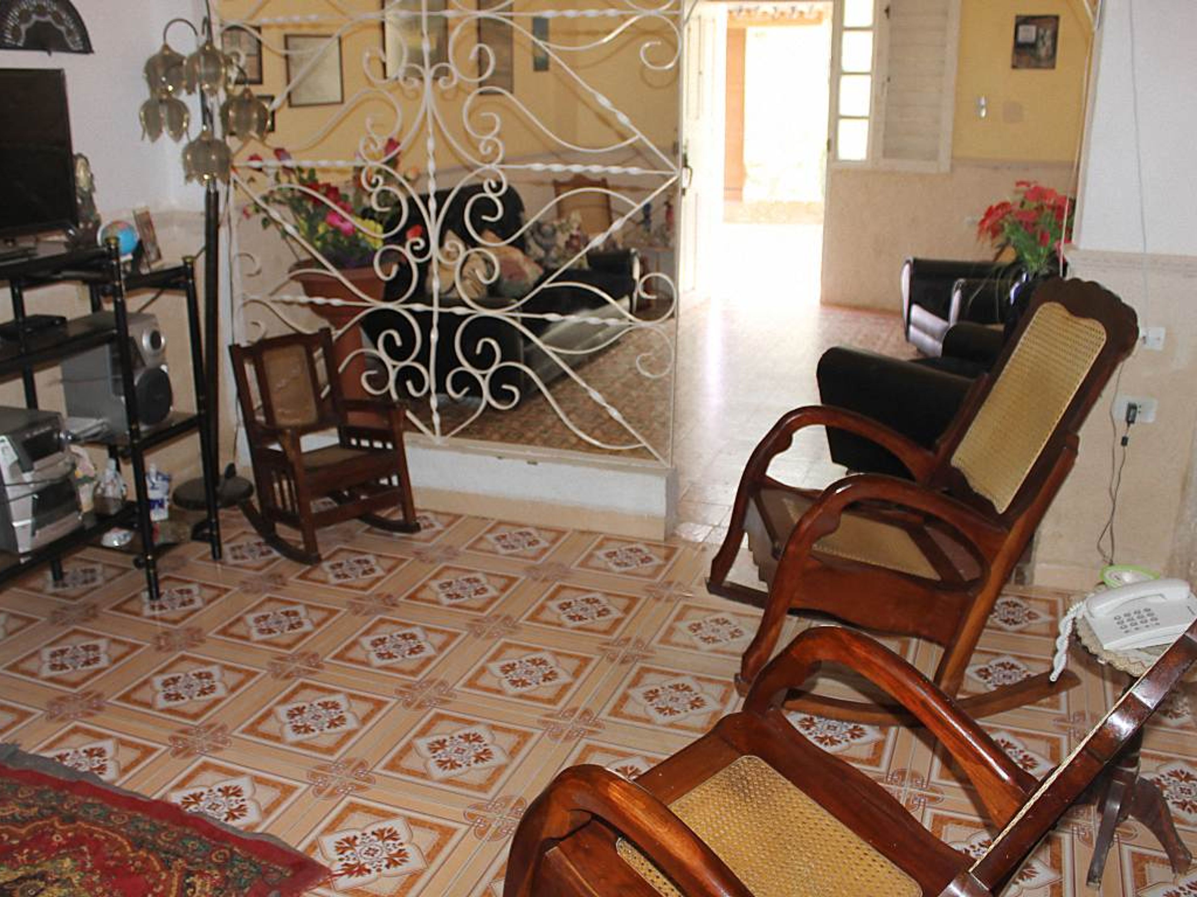 Hostal Yolanda y Machon, FRANCISCO PETERSSEN (Coco), No. 161 - House's living room