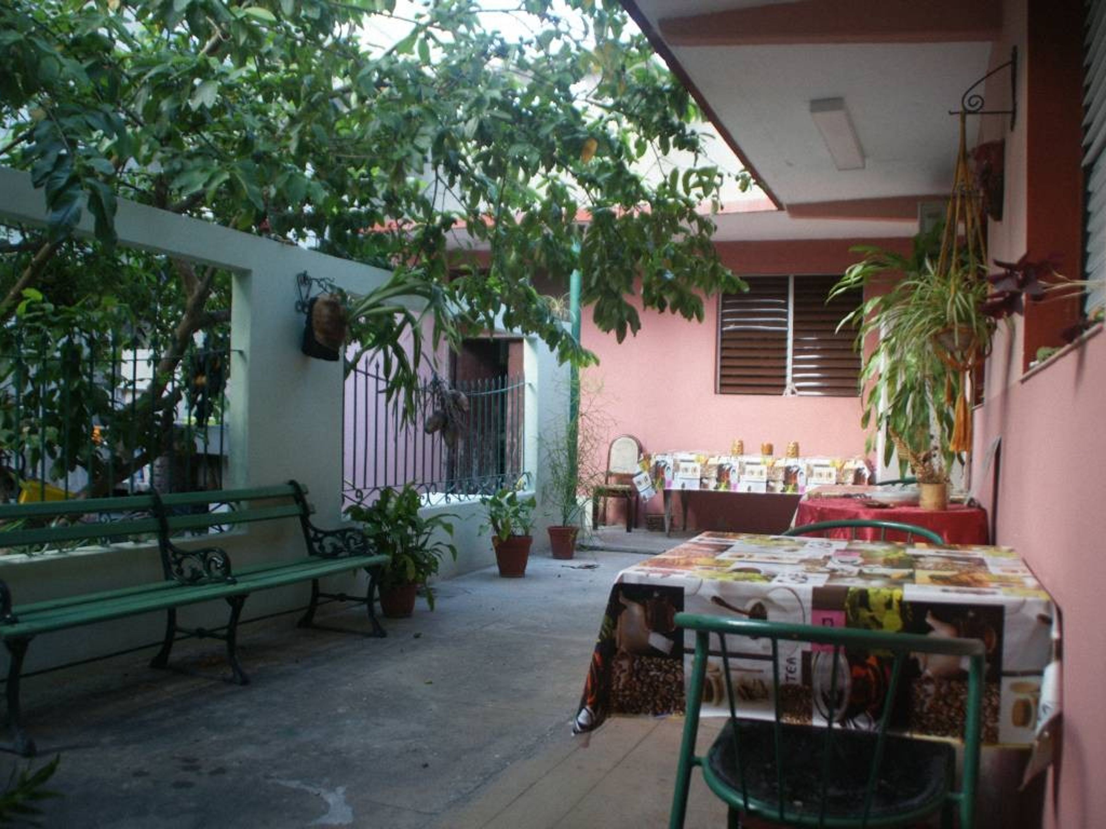 Hostal MiSol, SAN FERNANDO, No. 4119House's inside patio view