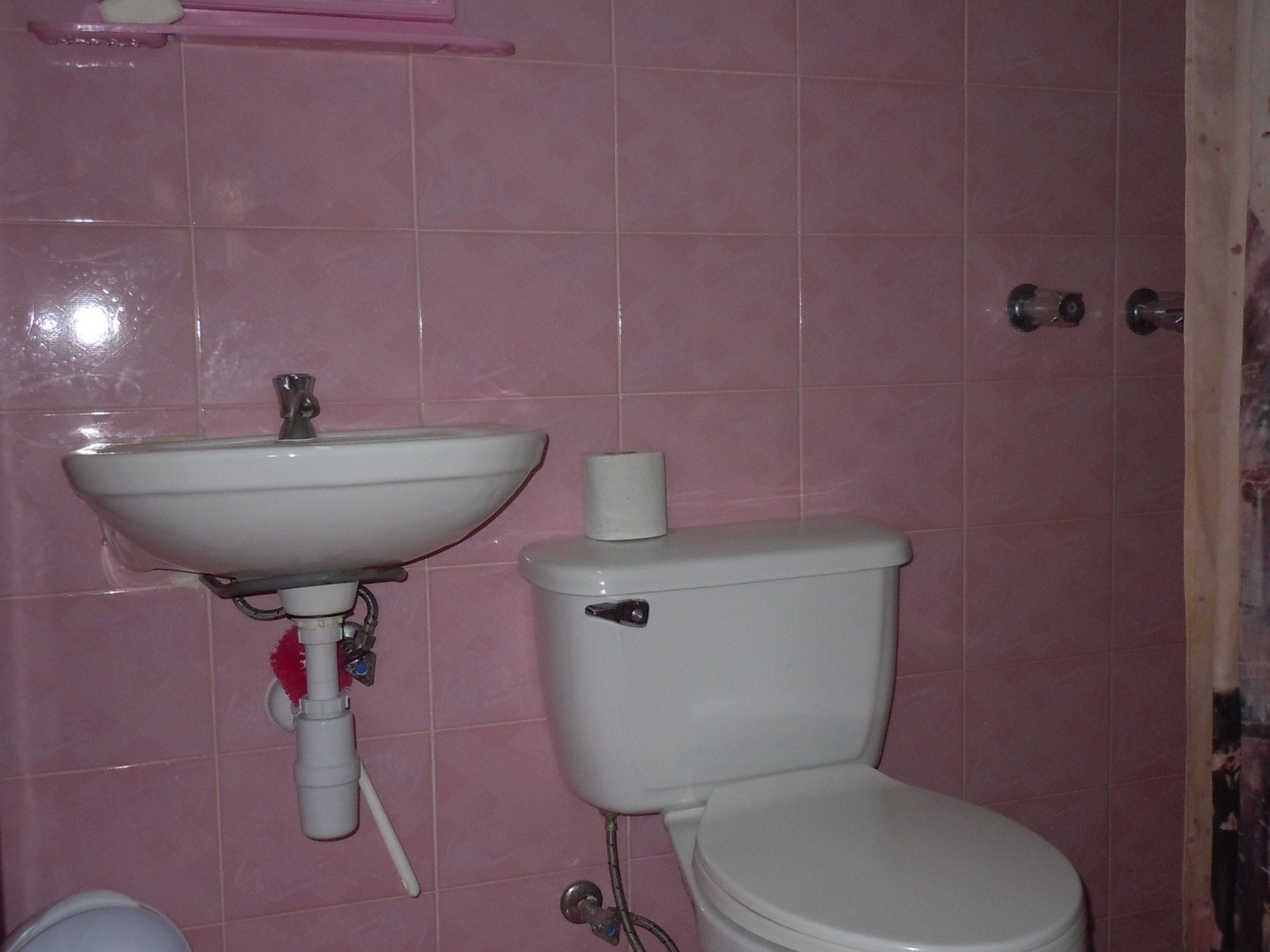 Villa América, CORONEL ESTRADA, No. 76Bathroom view