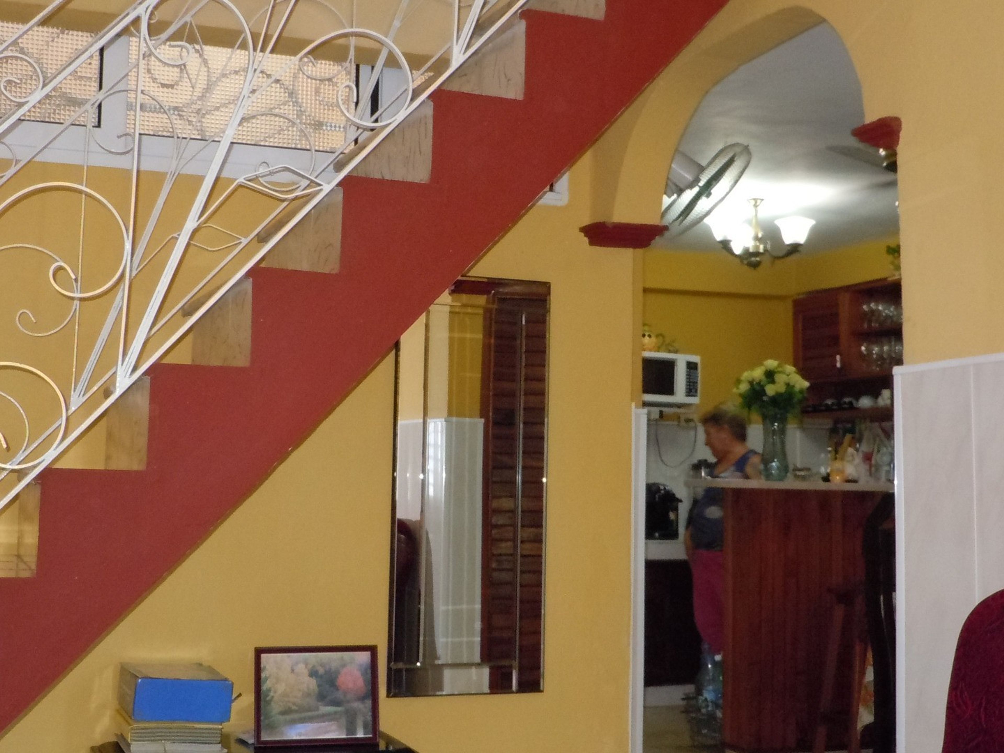 Hostal Arturo y Esmeralda, ZENEA, No. 56-AHouse inside view