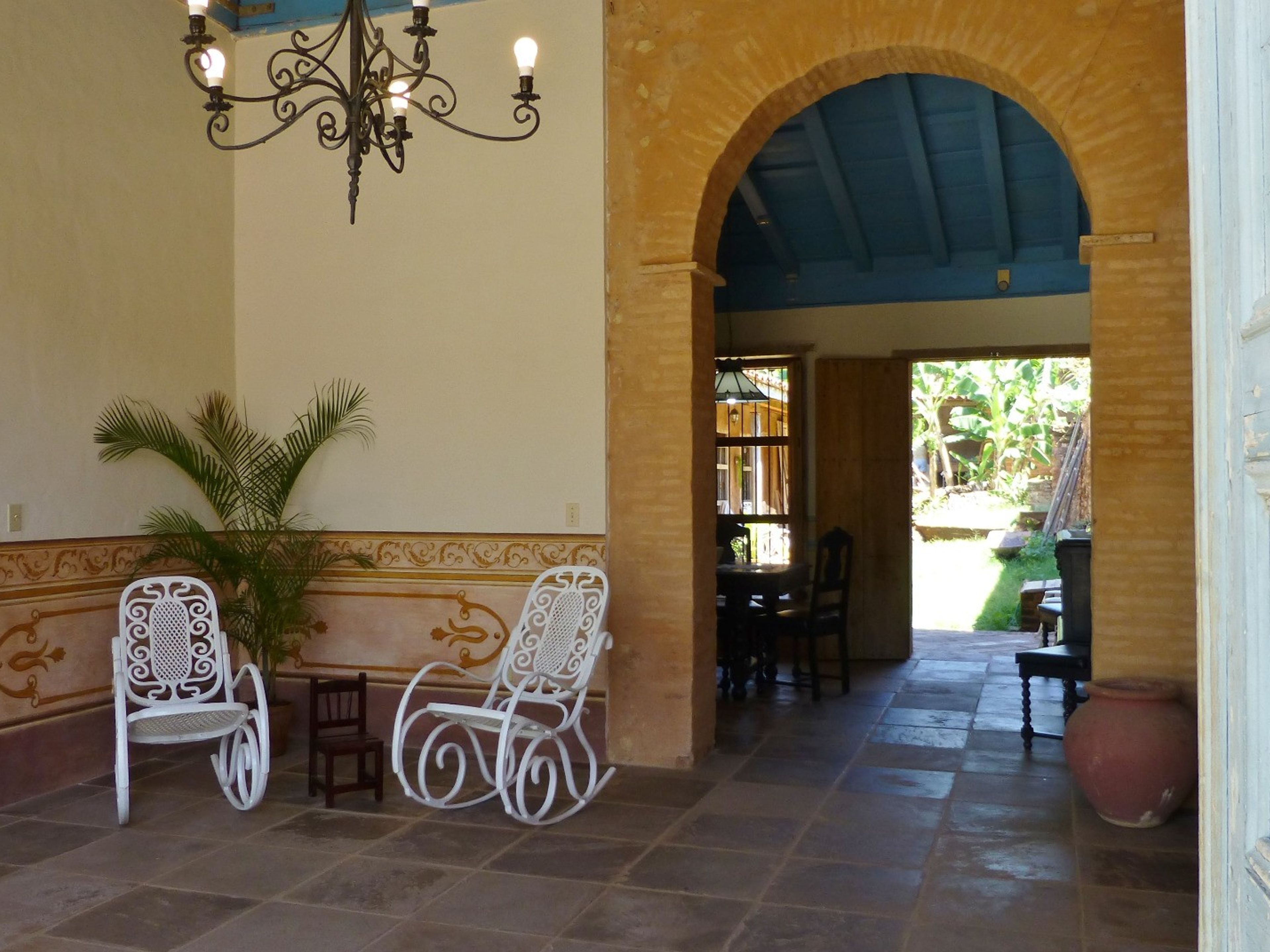 Дом Brisas de Alameda, JESÚS MENÉNDEZ (Alameda), No. 84 - House's living room