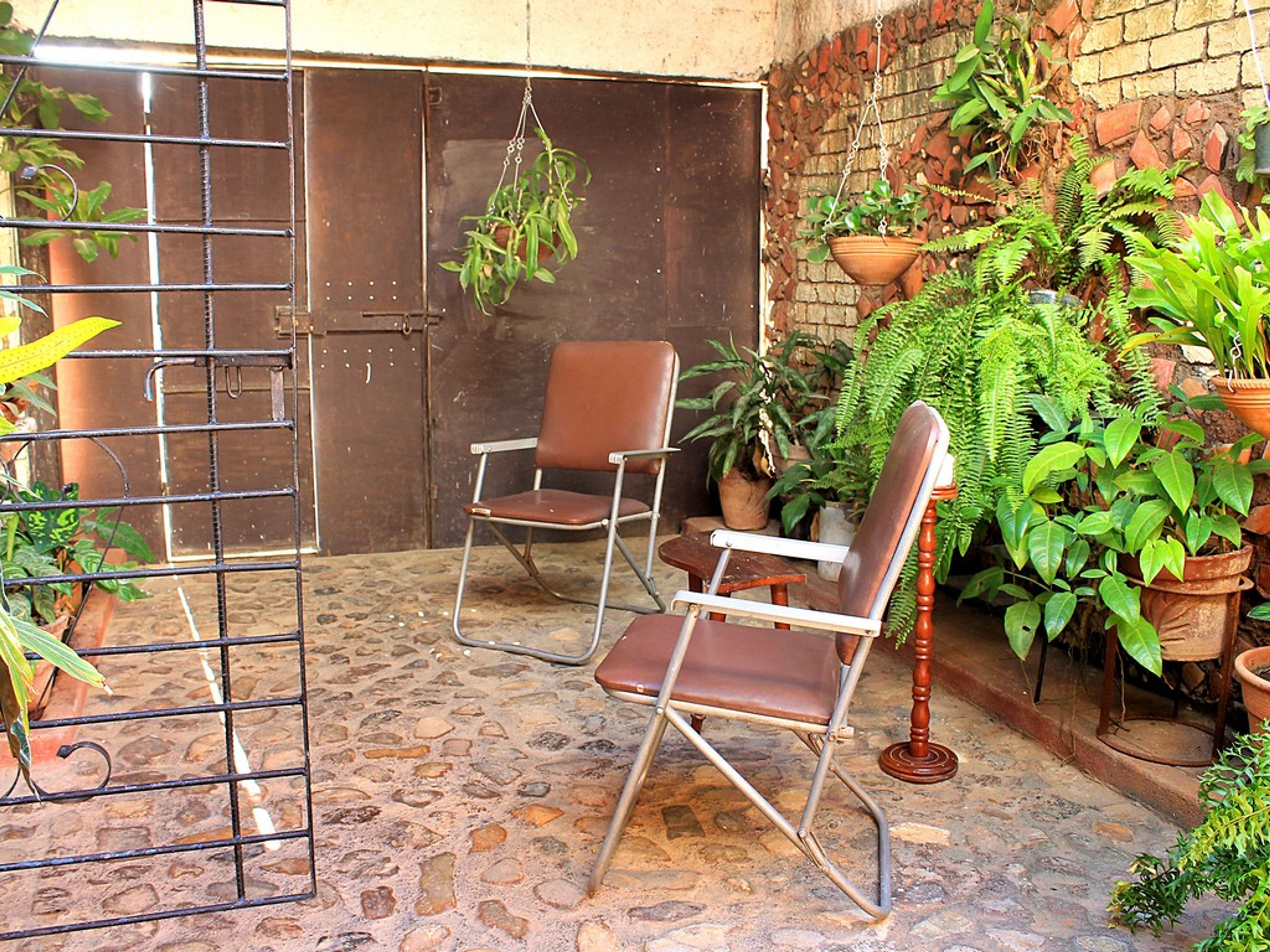 Casa Gonzalez Valle, SIMÓN BOLIVAR (Desengaño), No. 71-BHouse's rest areas