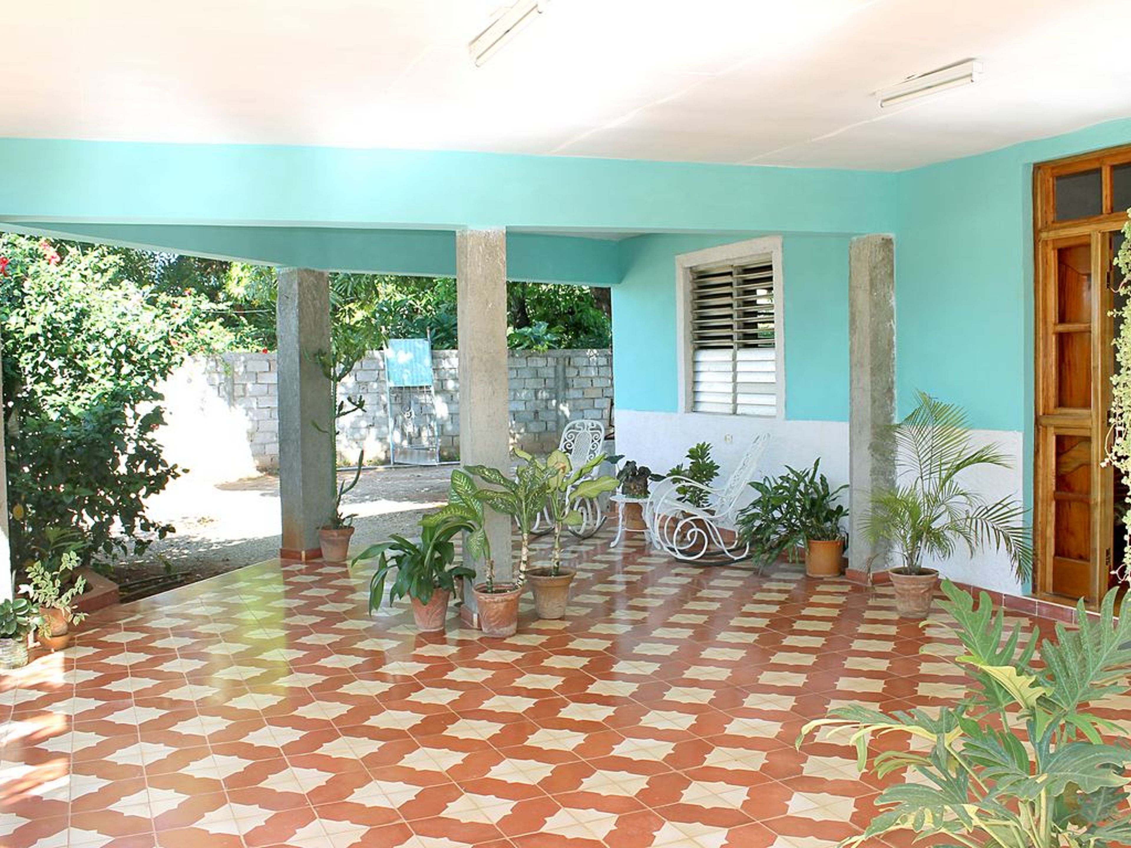 Hostal Ballina, CARRETERA LA BOCA, No. 4House's entrance view