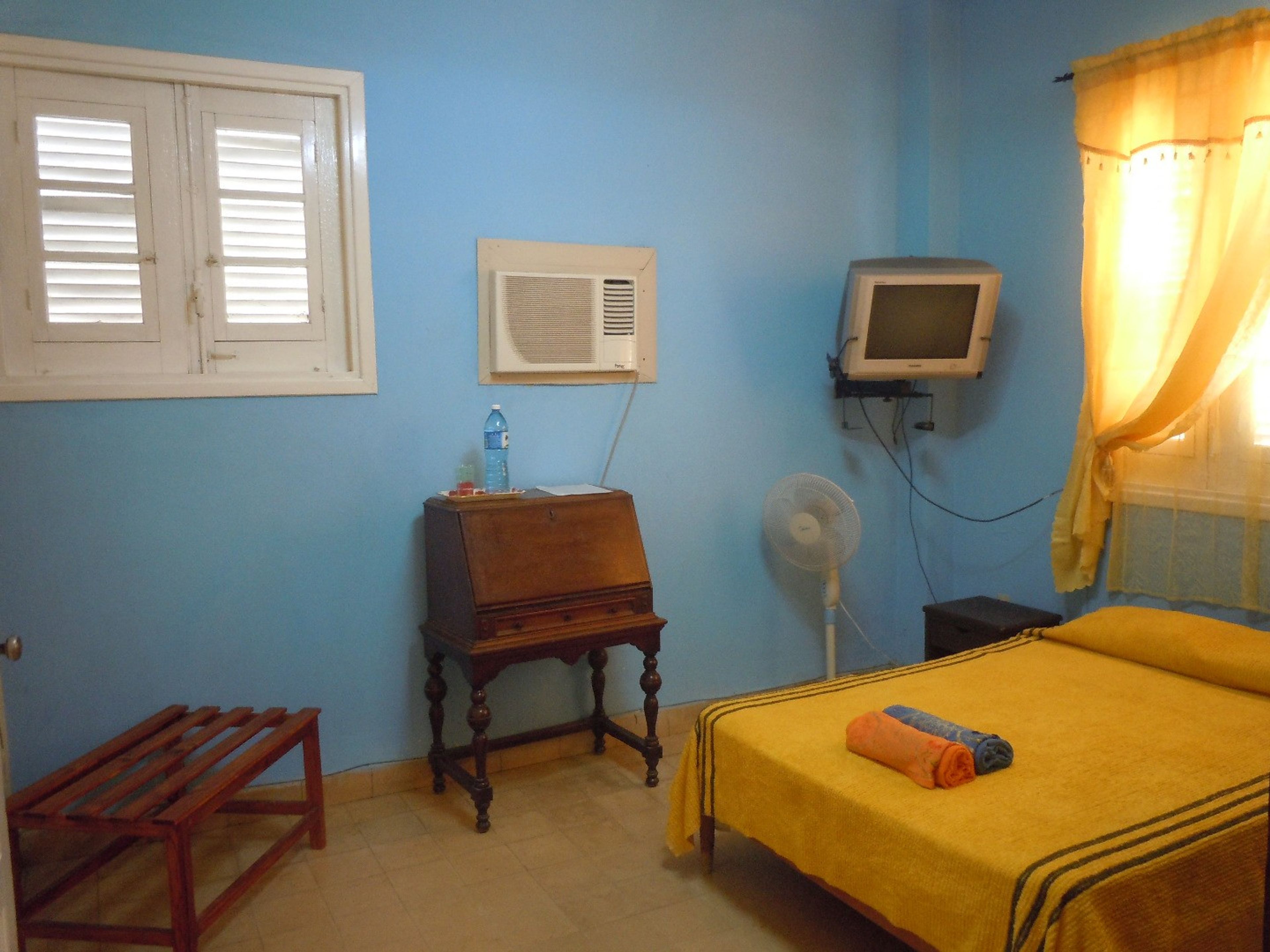 Дом Vedado-Malecón, CALLE E, No. 103Standard room