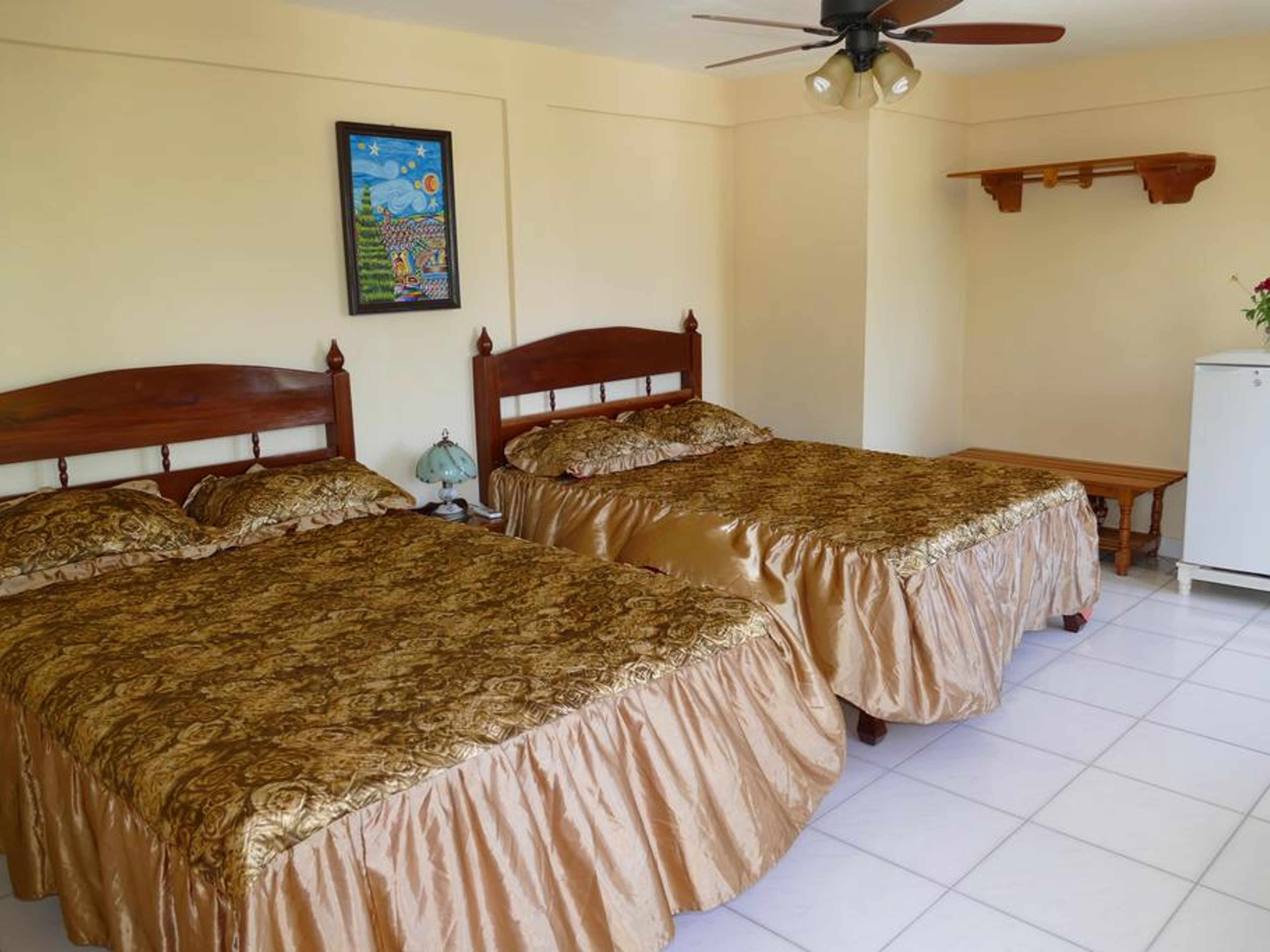Hostal Las Palmeras, MARIANA GRAJALES, No. 93Standard room 1
