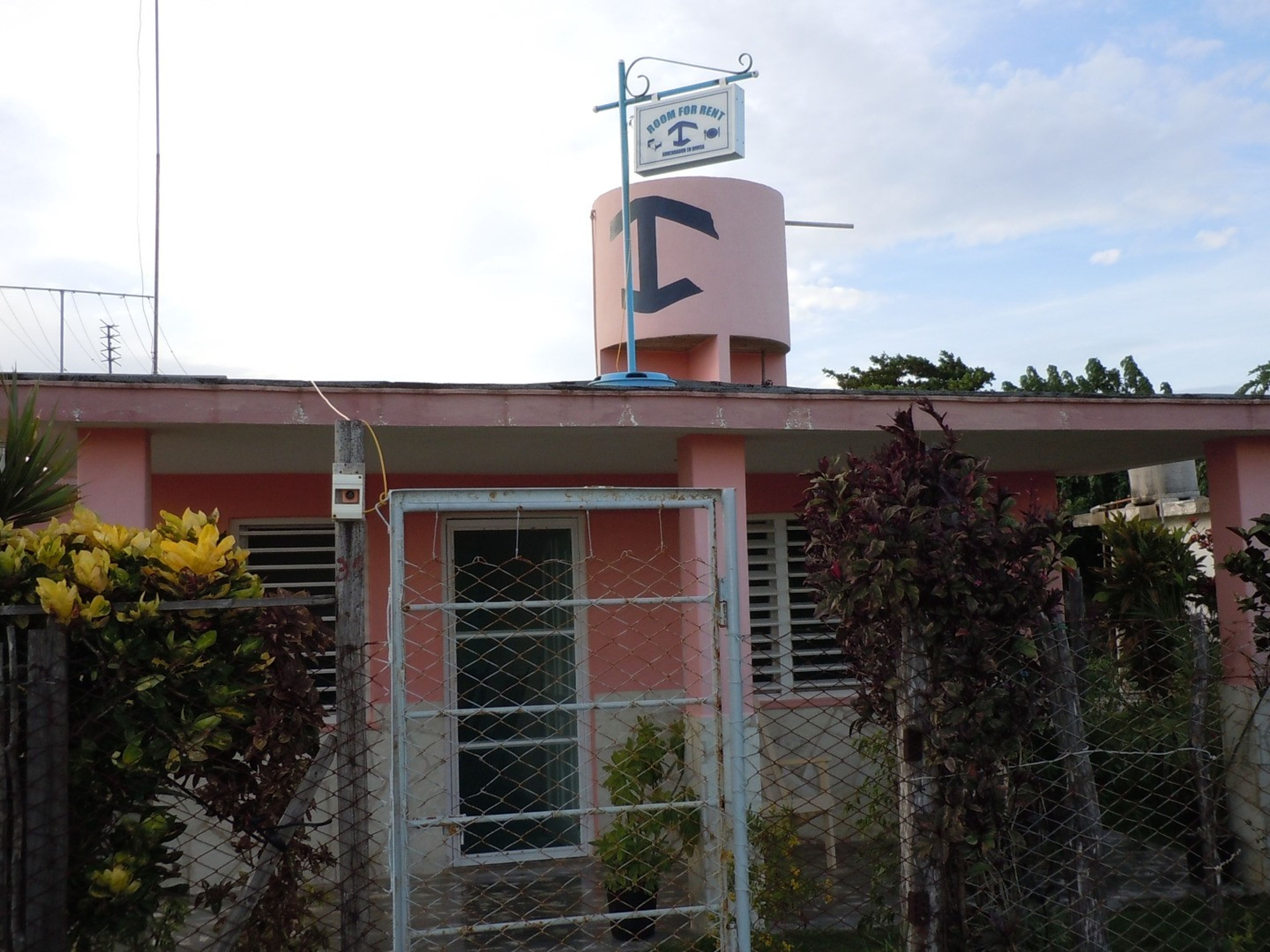 Casa Lourdes y Eriberto, SANTA LUCIA, No. 34
