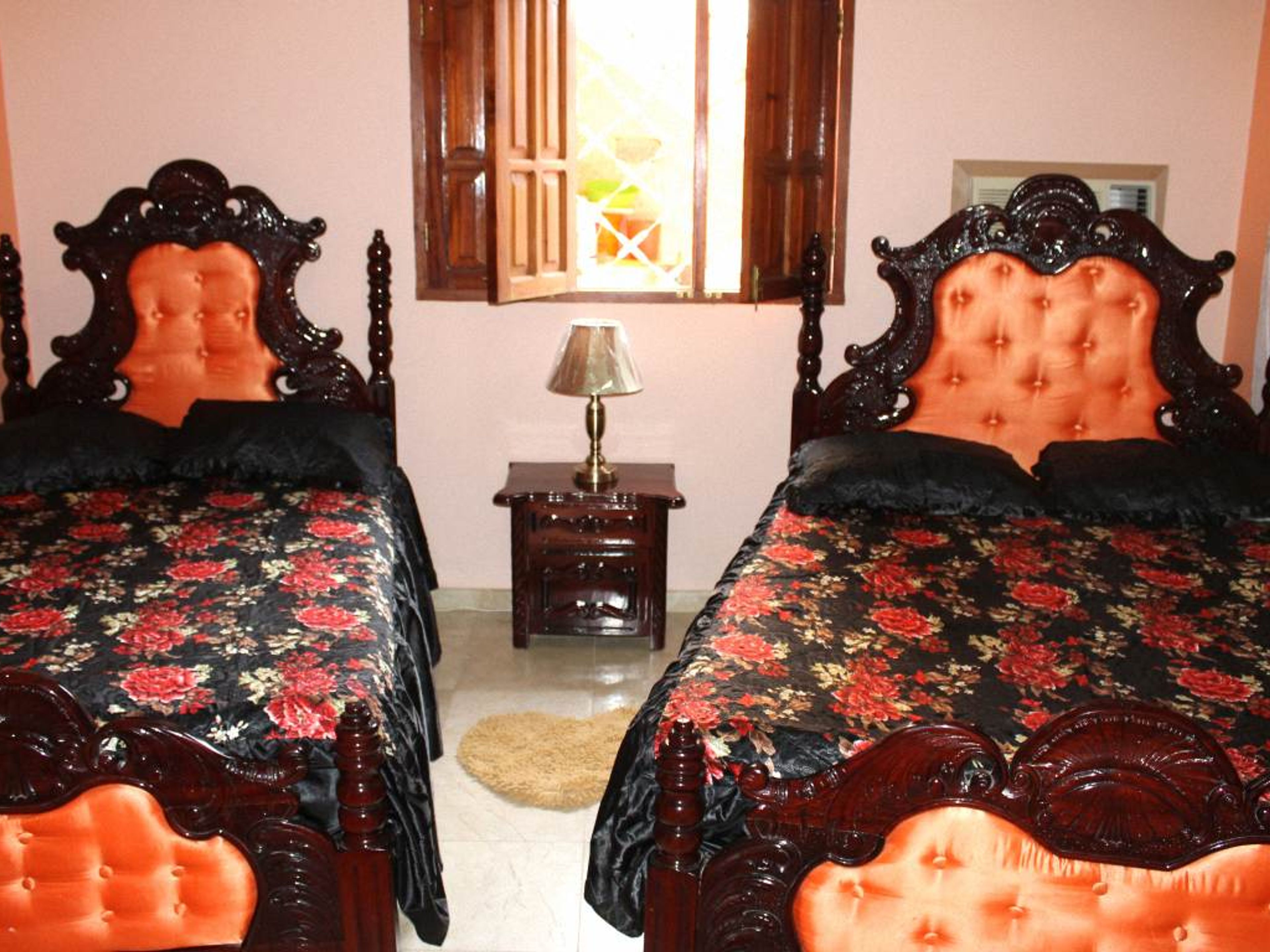 Hostal Las Cuevas, BUEN RETIRO, No. 75Standard room