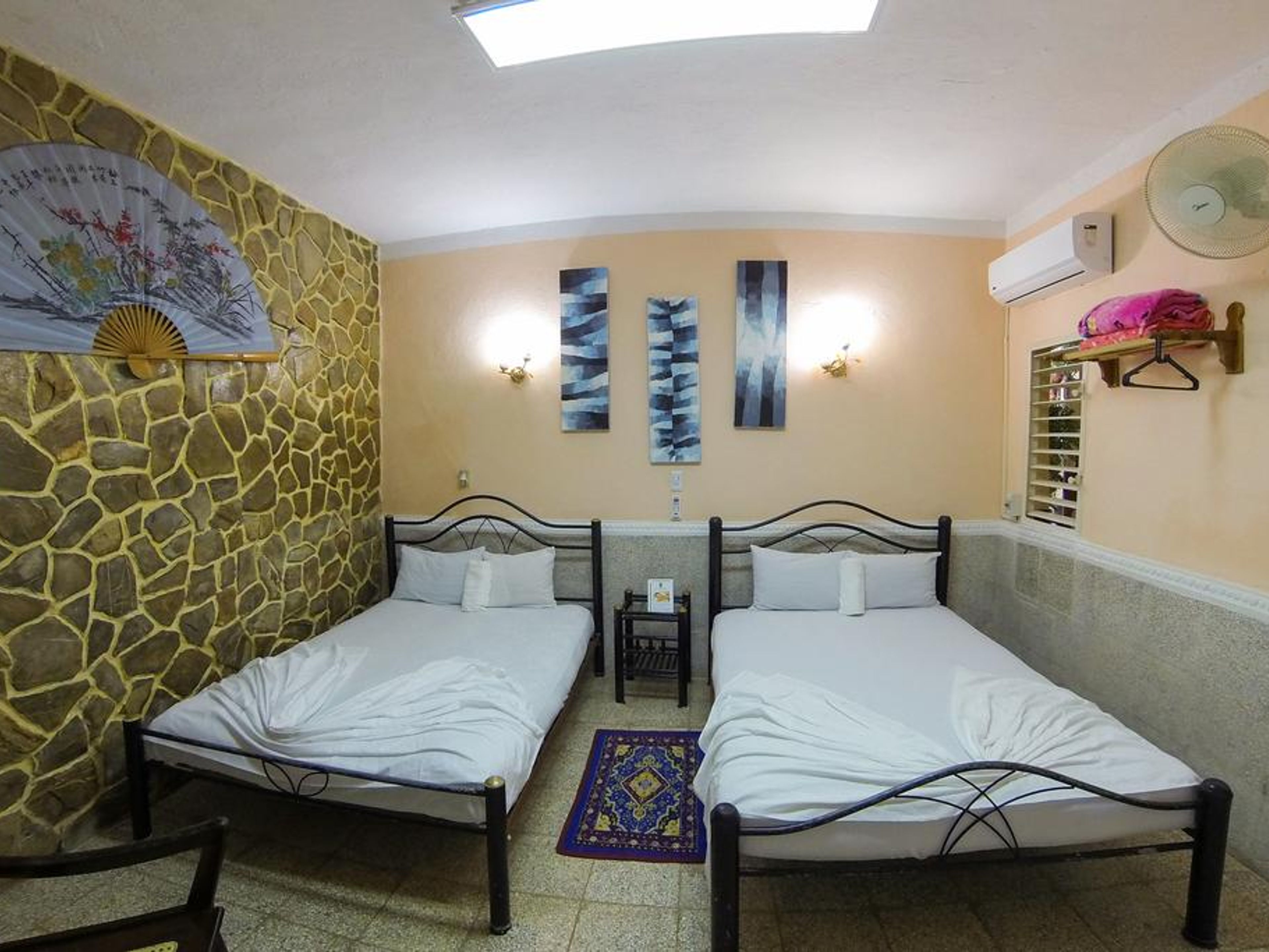 Riki´s Hostal, COLÓN, No. 254Standard room 1